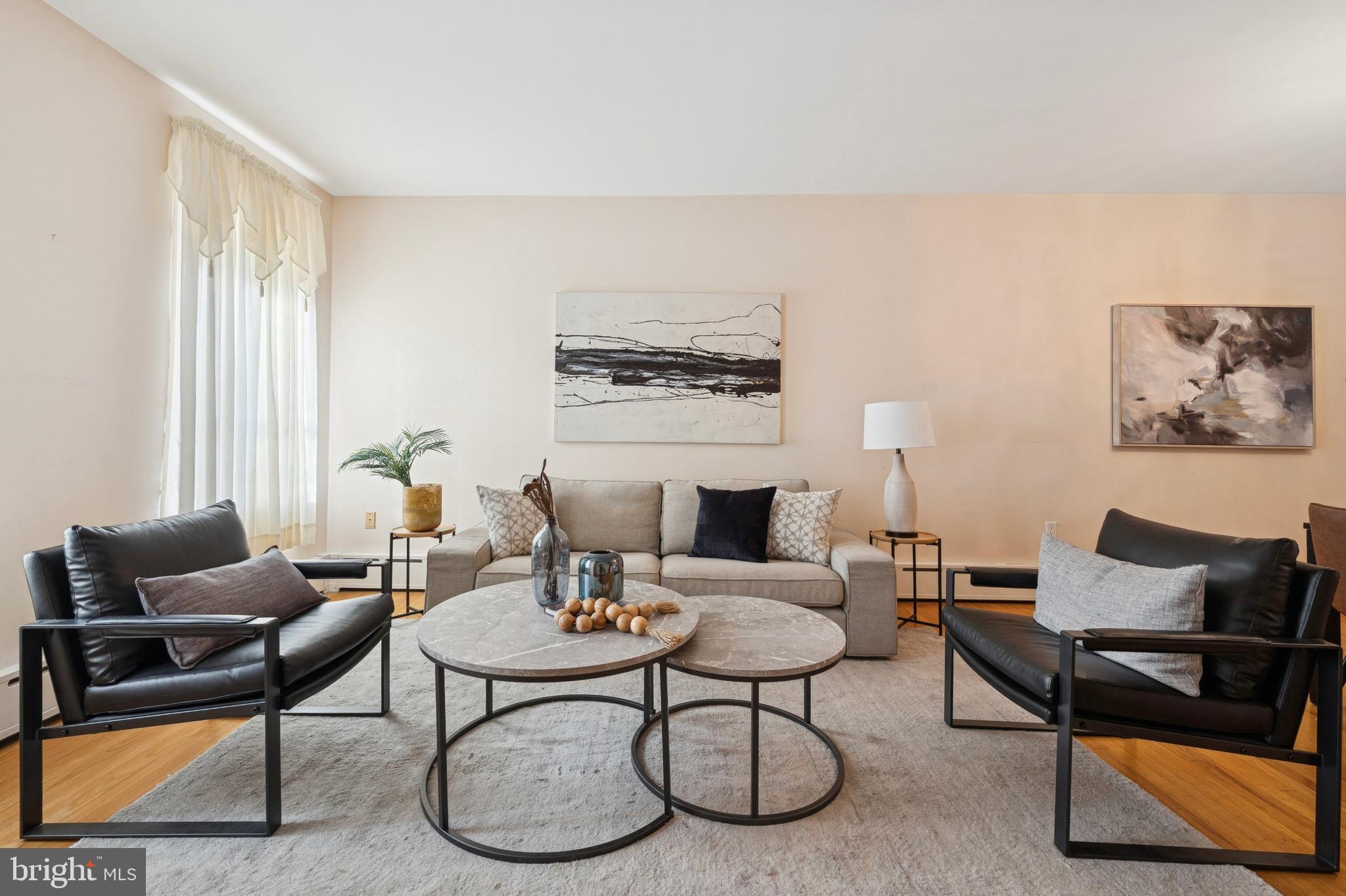 PASSYUNK SQUARE - Residential