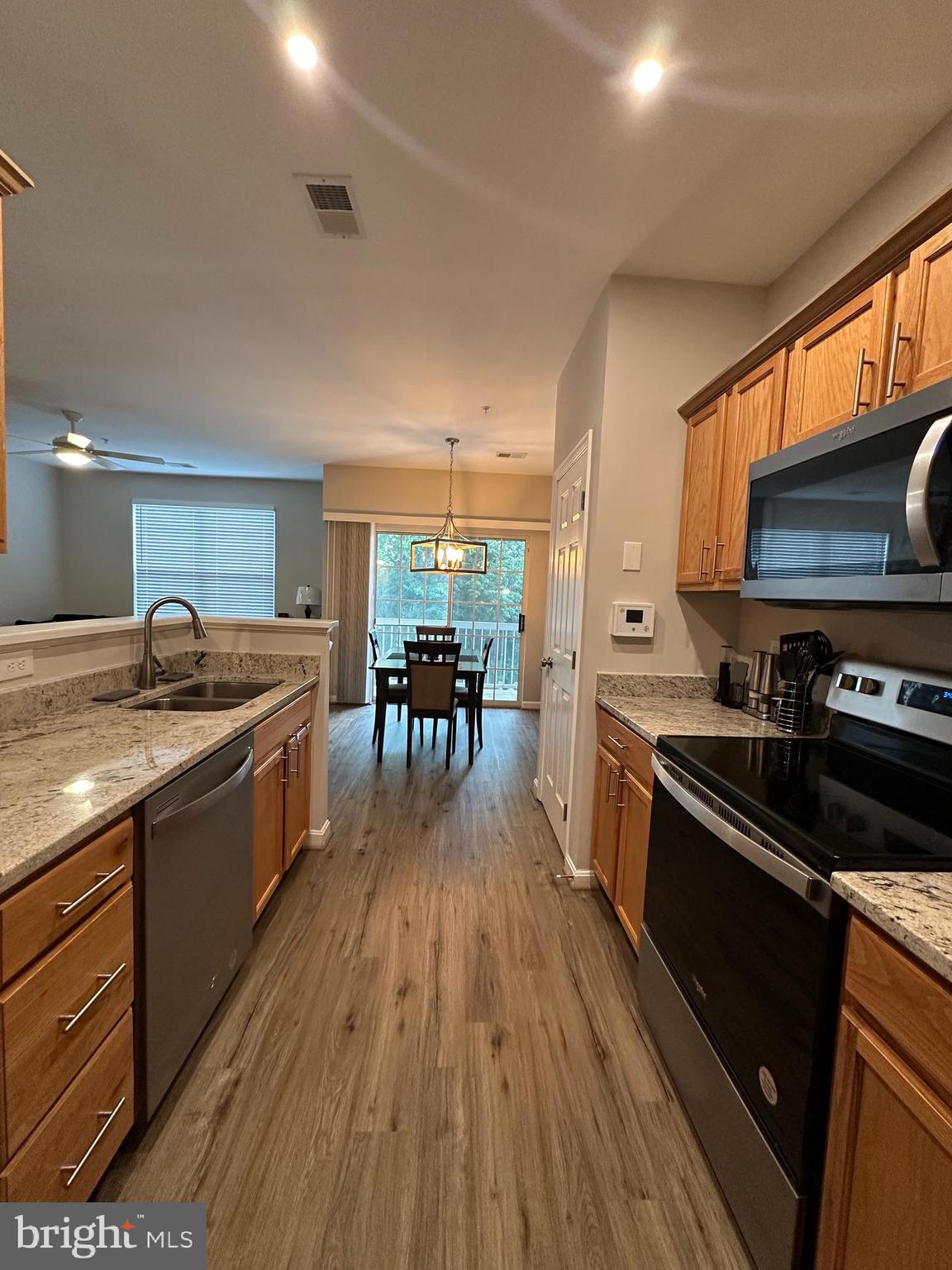 HAMPSHIRE HALL CONDO - Residential Lease