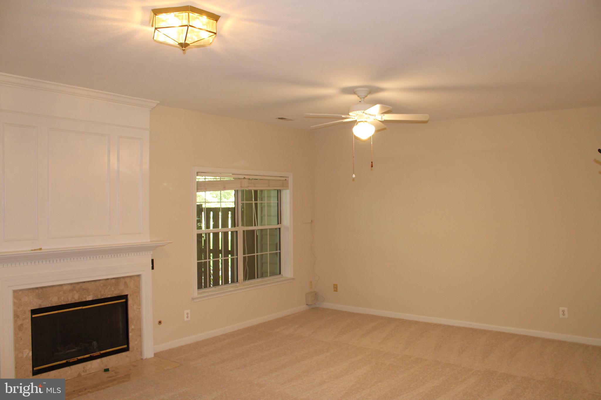 POTOMAC LAKES - Residential Lease