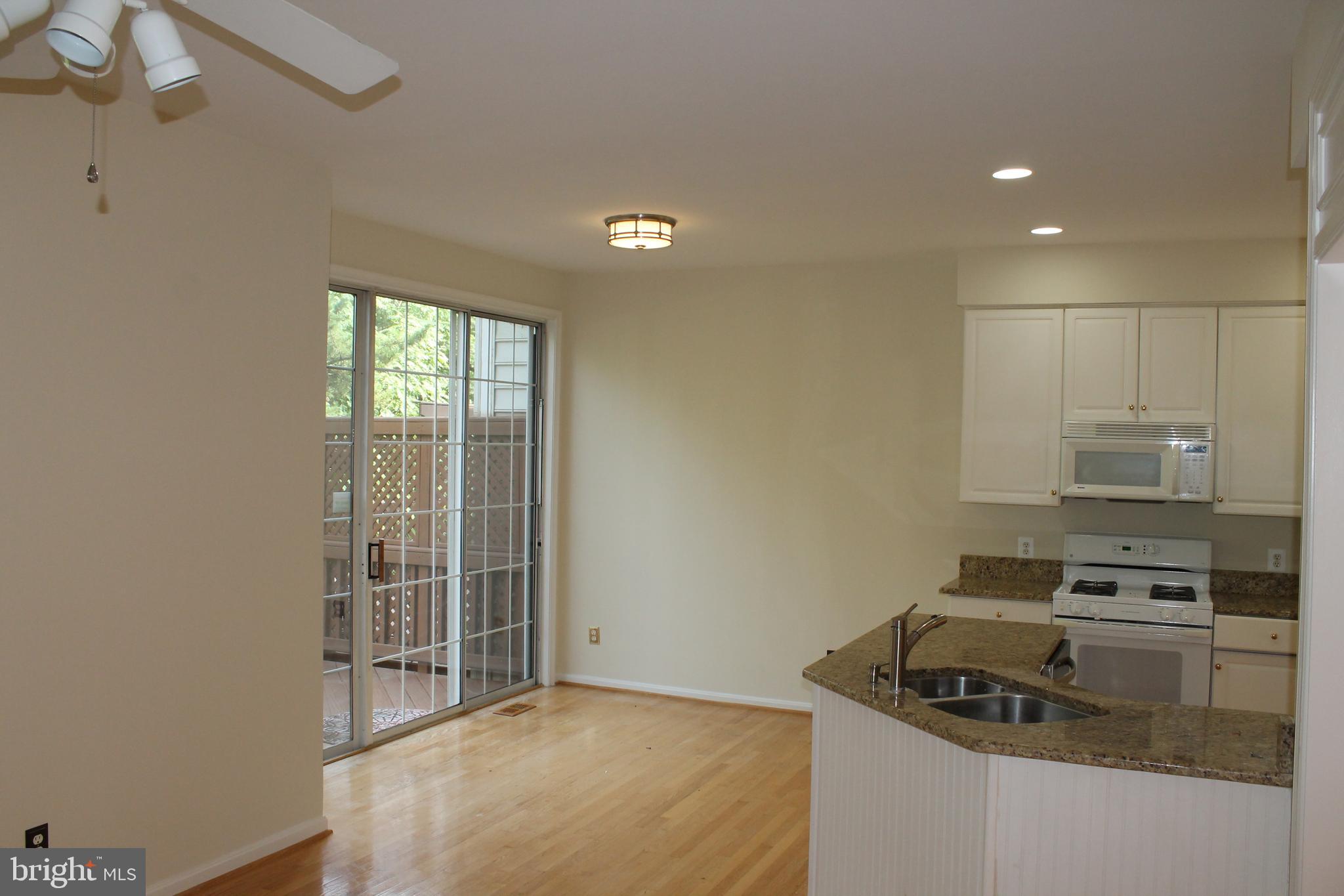 POTOMAC LAKES - Residential Lease