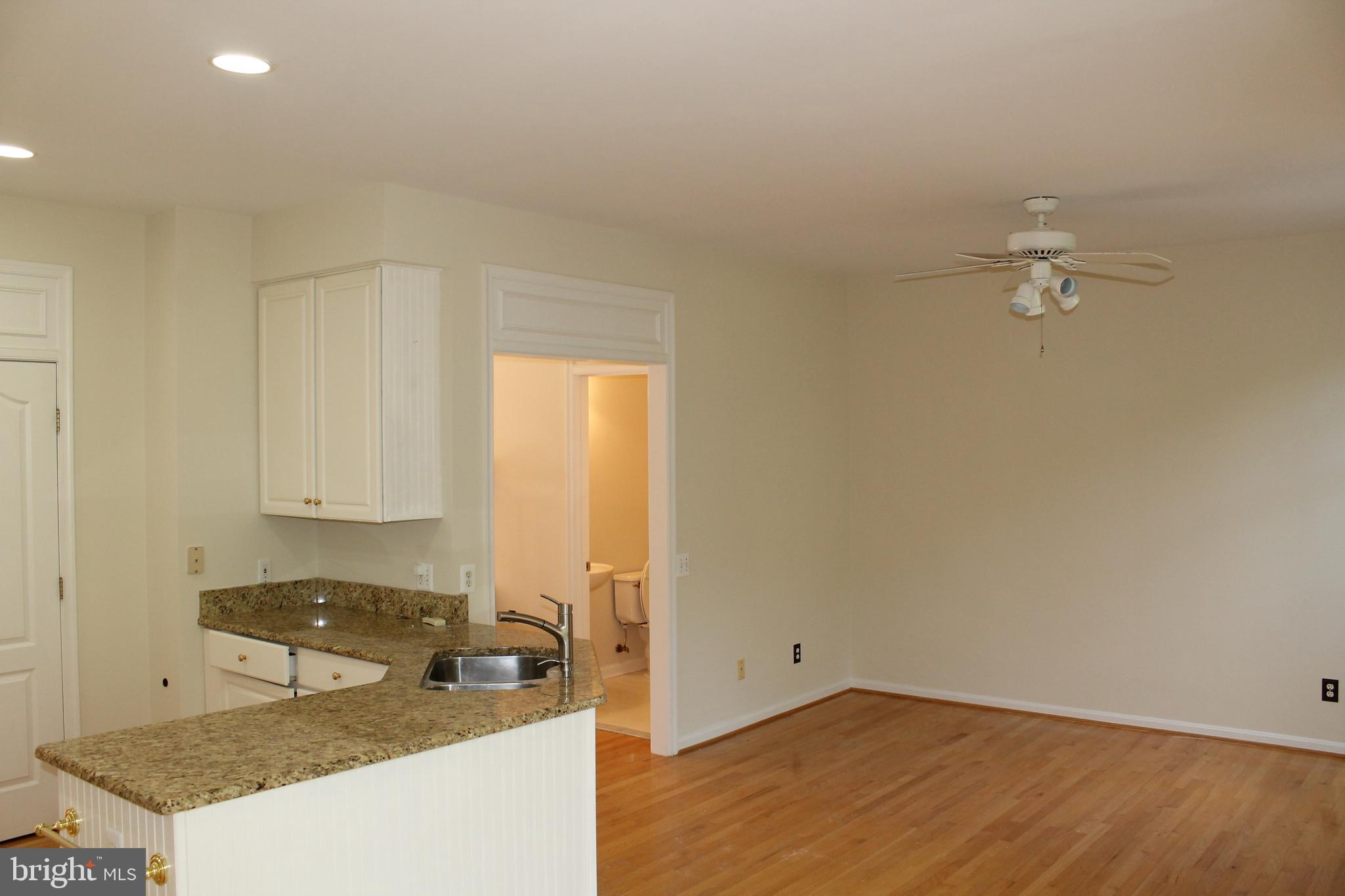 POTOMAC LAKES - Residential Lease