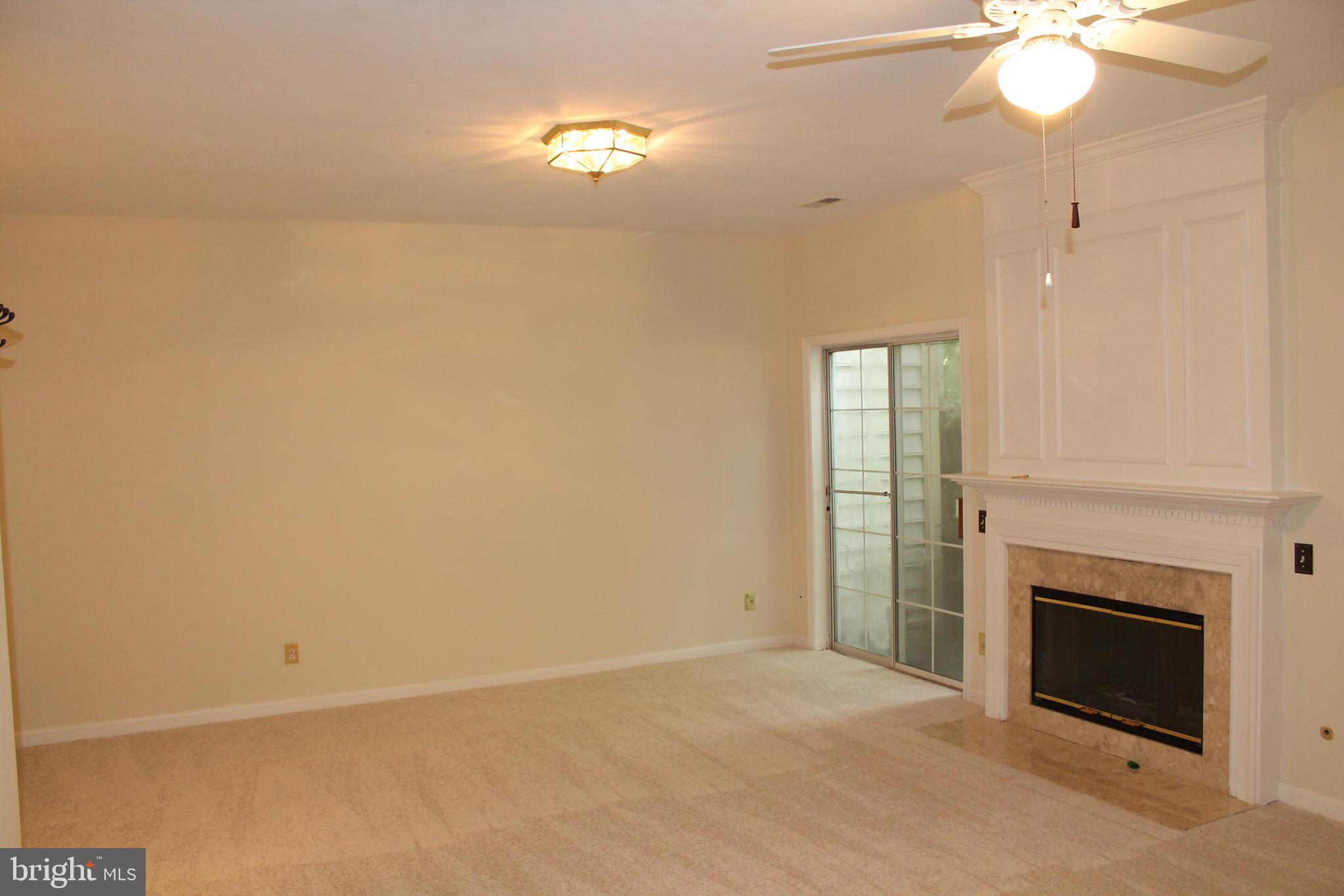 POTOMAC LAKES - Residential Lease