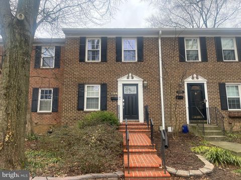 1104 WILKES STREET ALEXANDRIA VA 22314