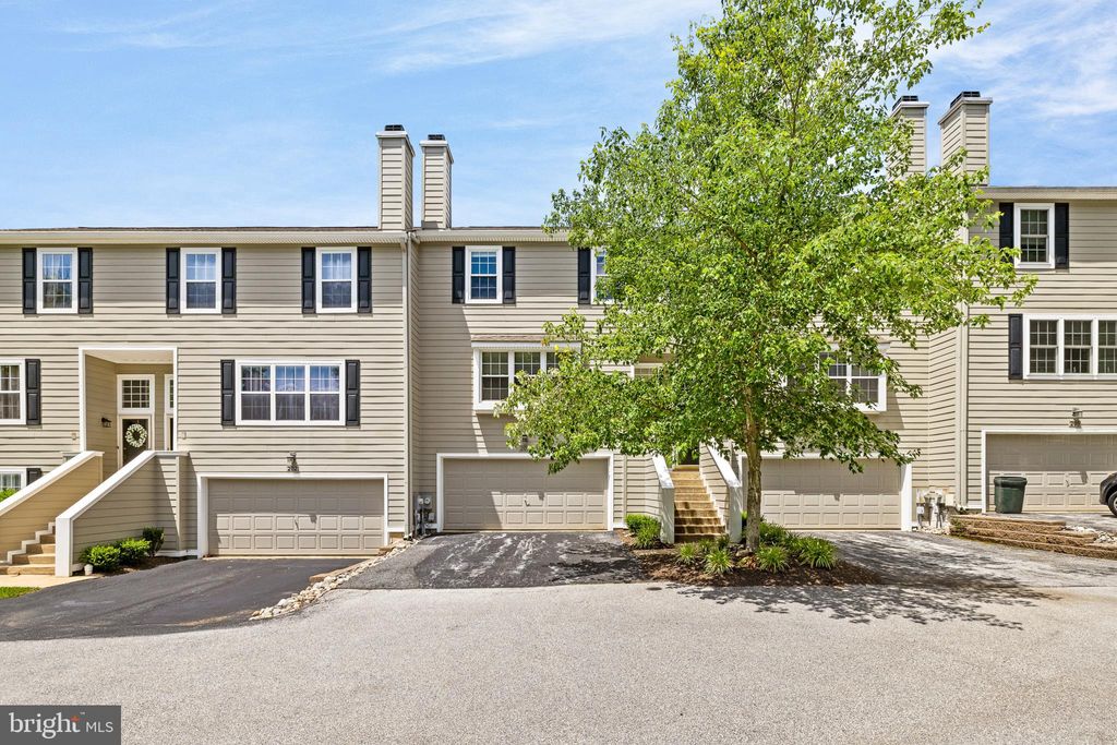 Photo of 203 Princeton Circle, NEWTOWN SQUARE, PA 19073 (MLS # PACT2126734)