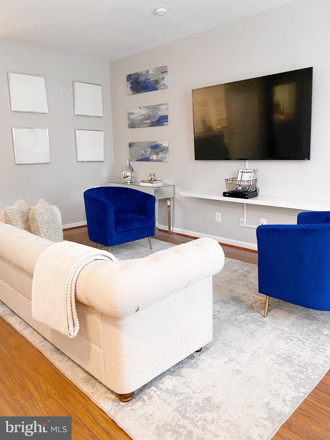 FRANKFORD ESTATES - Residential