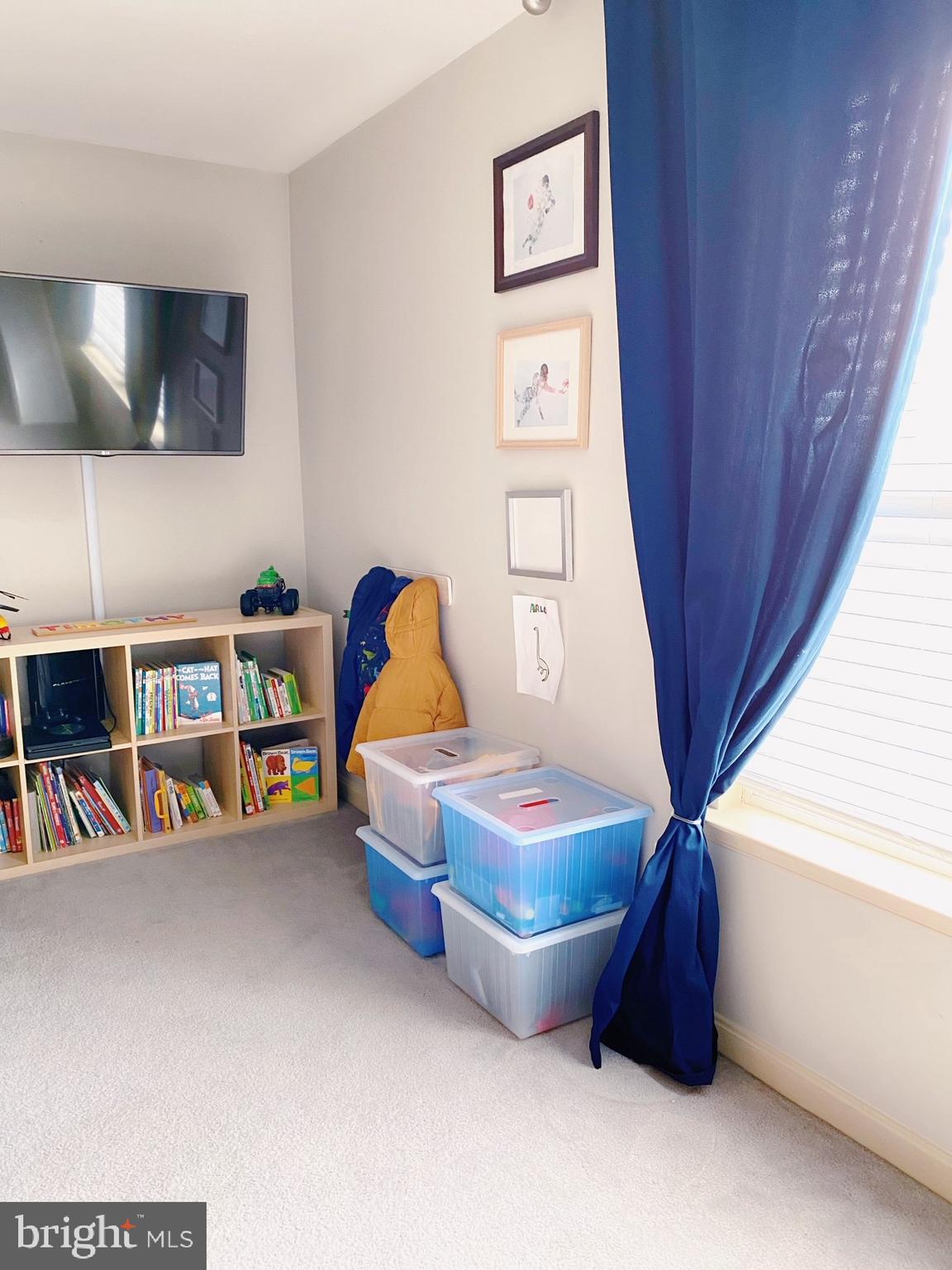 FRANKFORD ESTATES - Residential