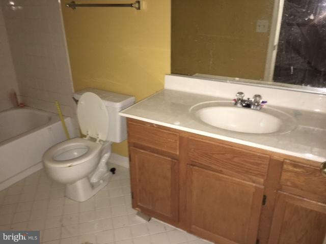 GLENSFORD CONDO - Residential