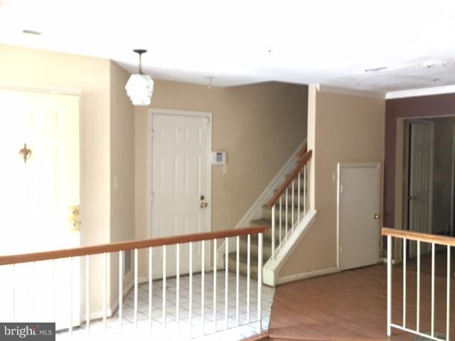 GLENSFORD CONDO - Residential