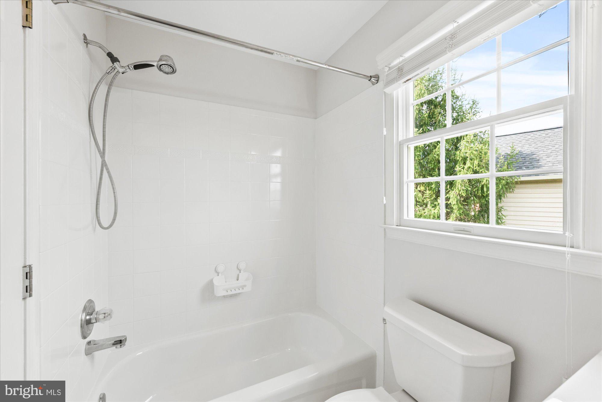 BELMONT COUNTRY CLUB - Residential