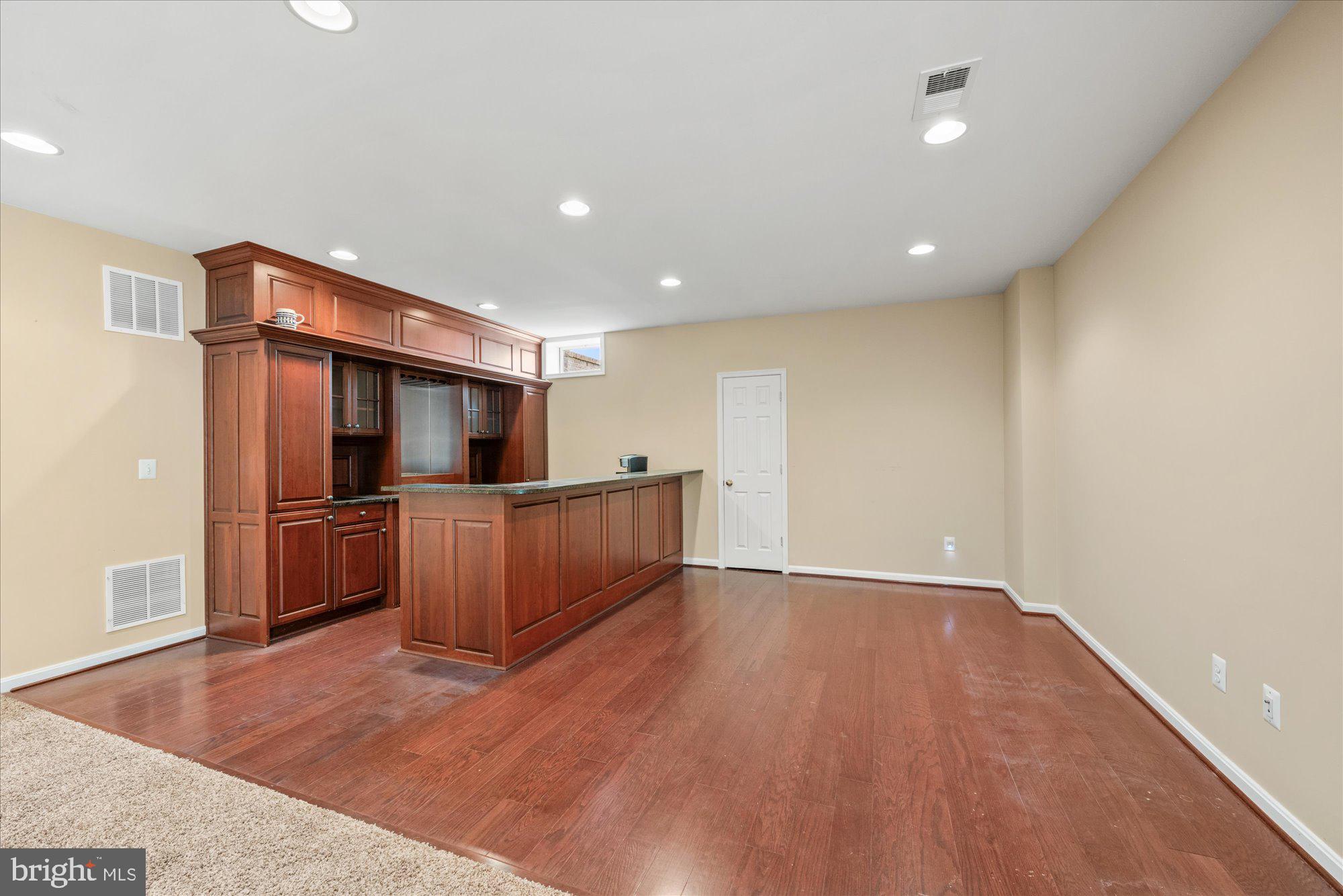 BELMONT COUNTRY CLUB - Residential