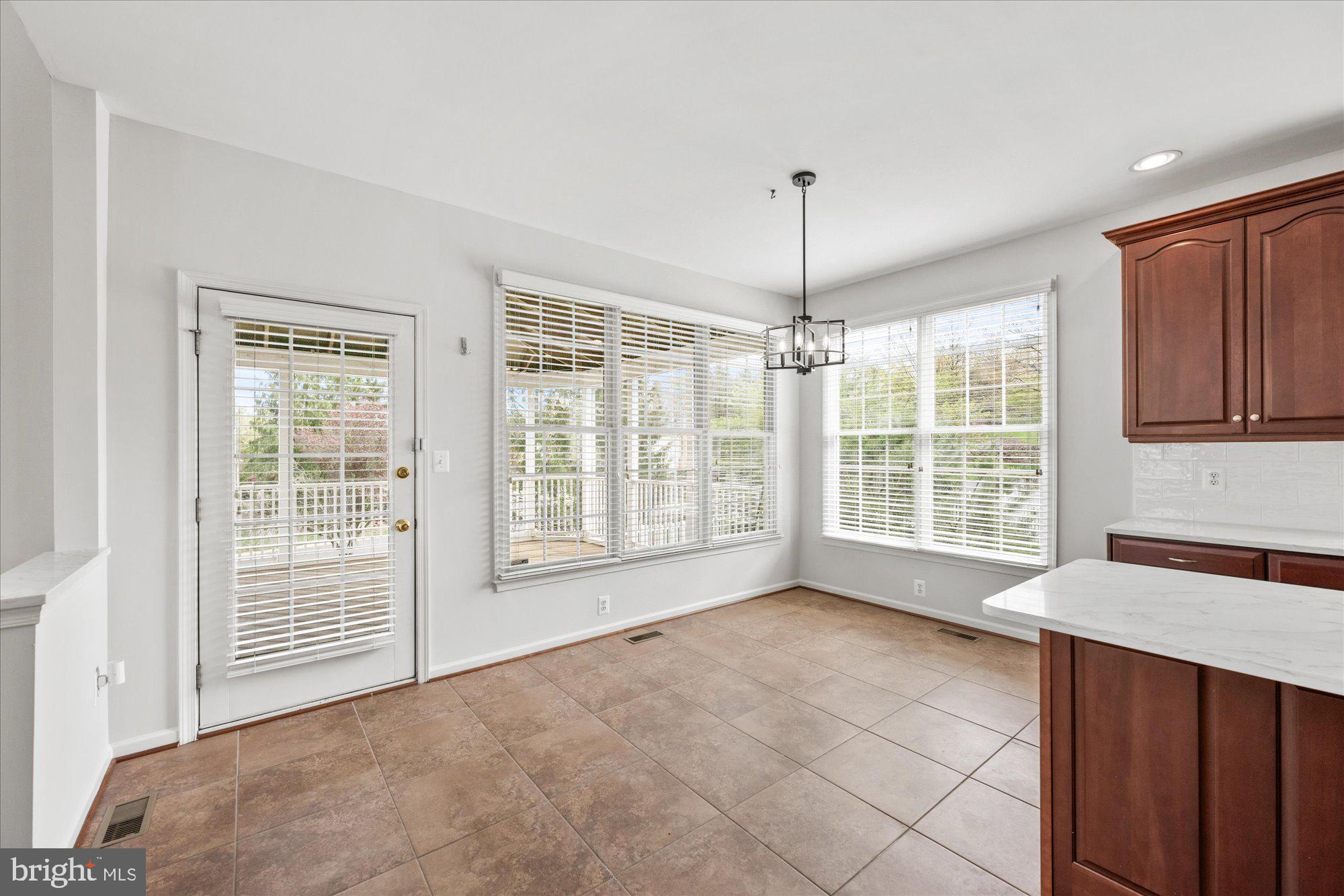 BELMONT COUNTRY CLUB - Residential