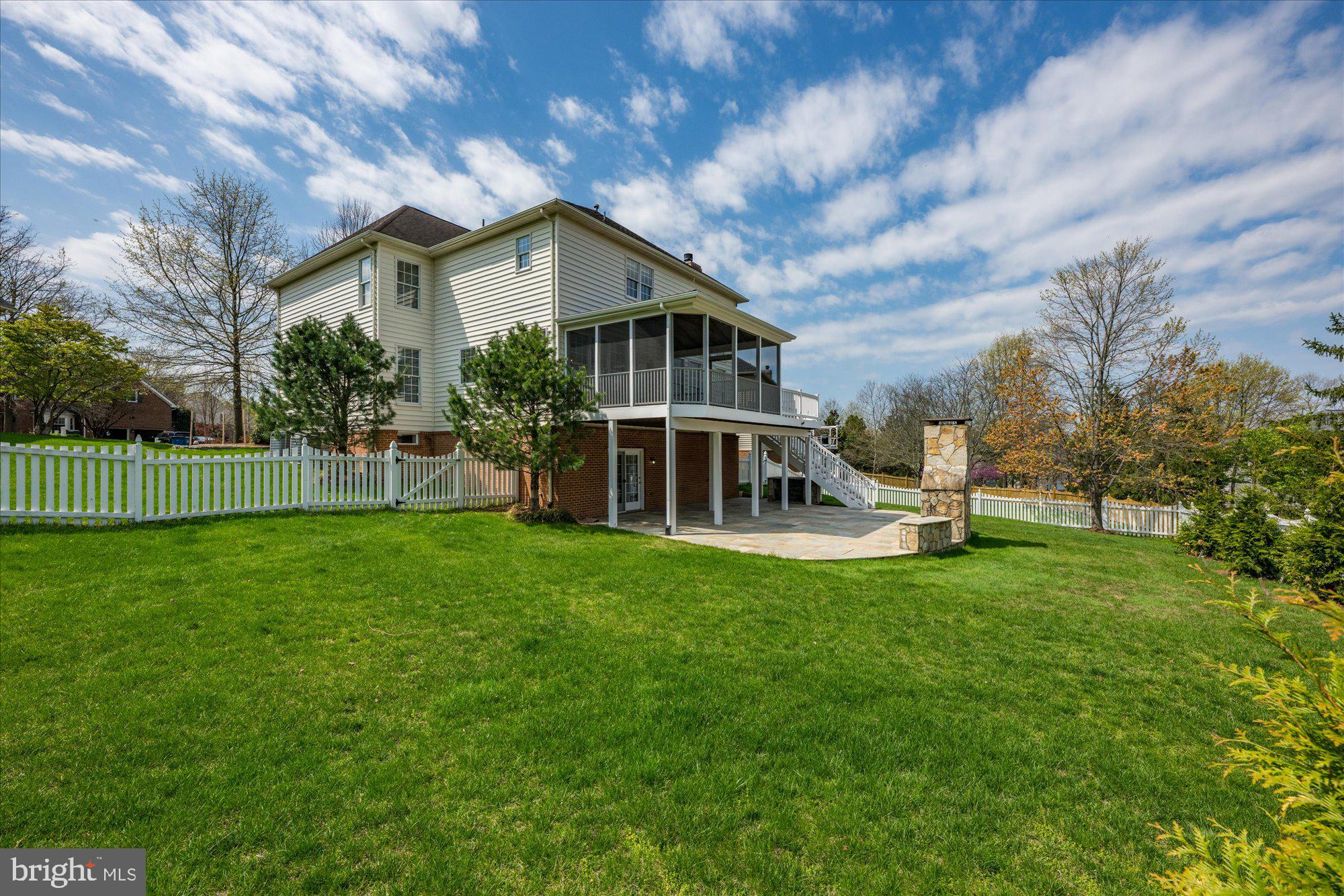 BELMONT COUNTRY CLUB - Residential