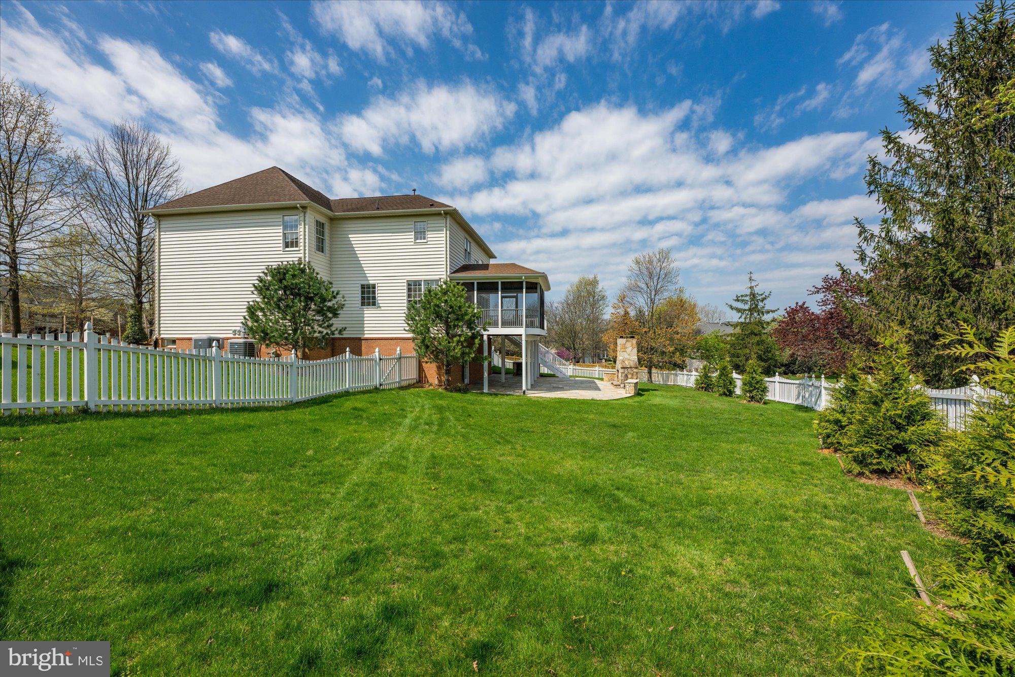 BELMONT COUNTRY CLUB - Residential