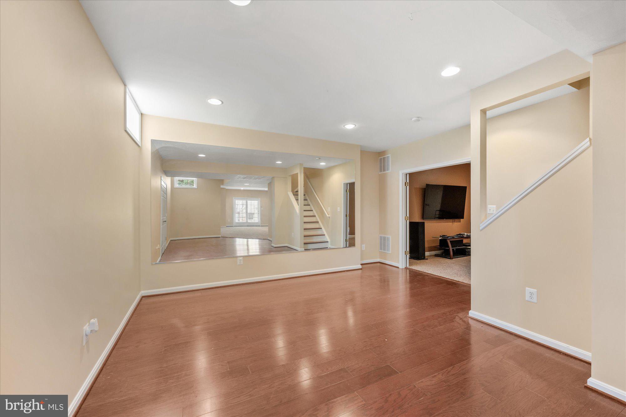 BELMONT COUNTRY CLUB - Residential