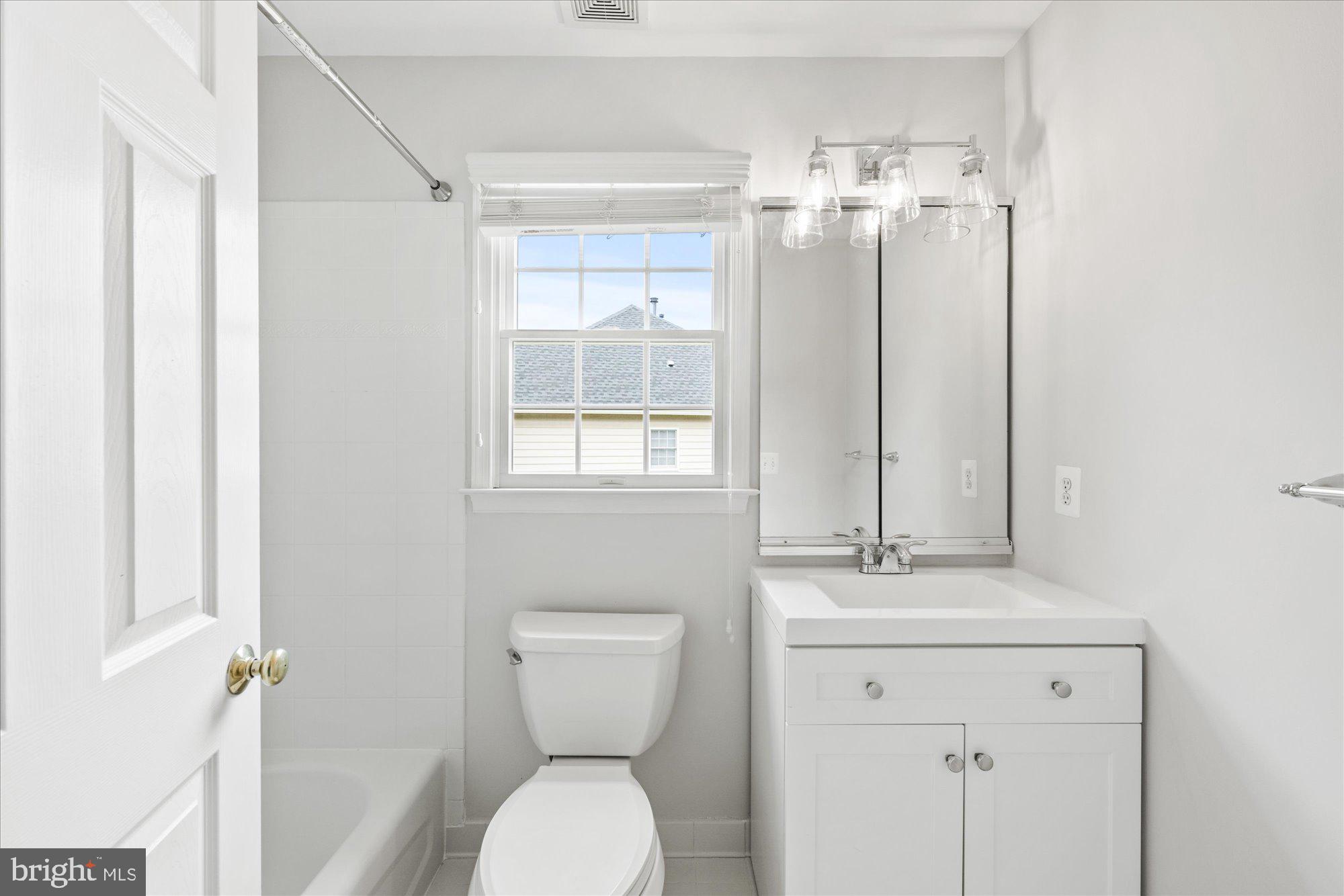 BELMONT COUNTRY CLUB - Residential