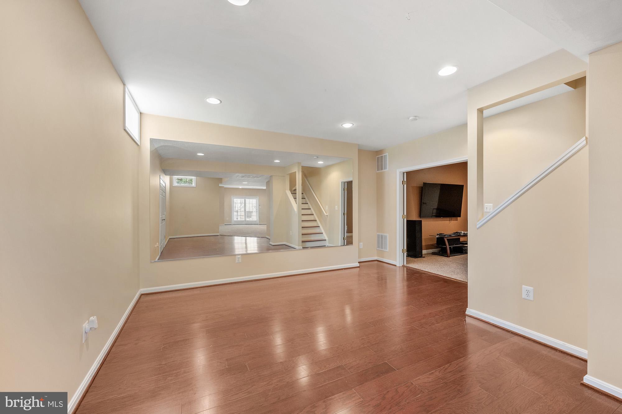 BELMONT COUNTRY CLUB - Residential