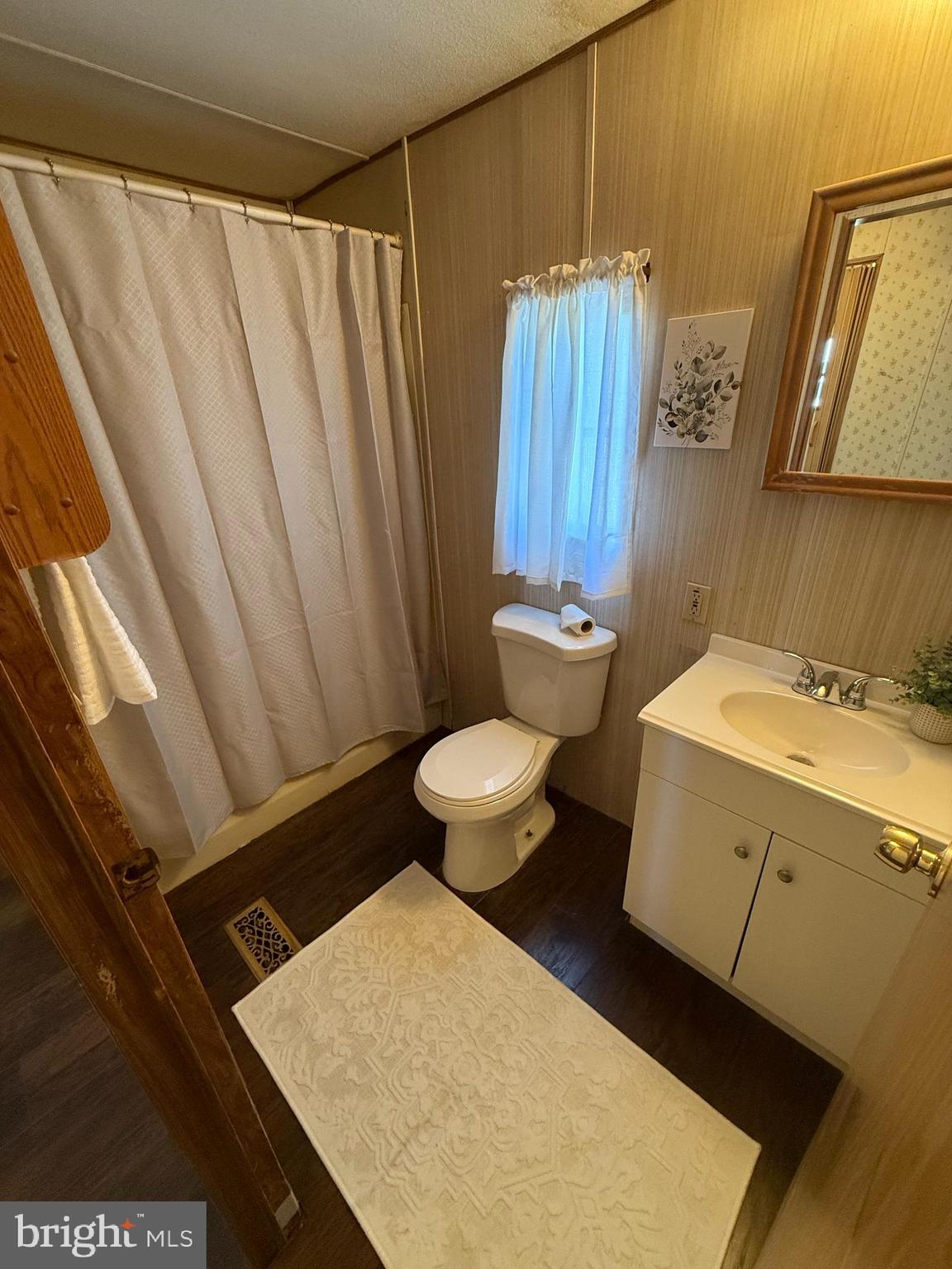 HARBORTON PLACE - Residential