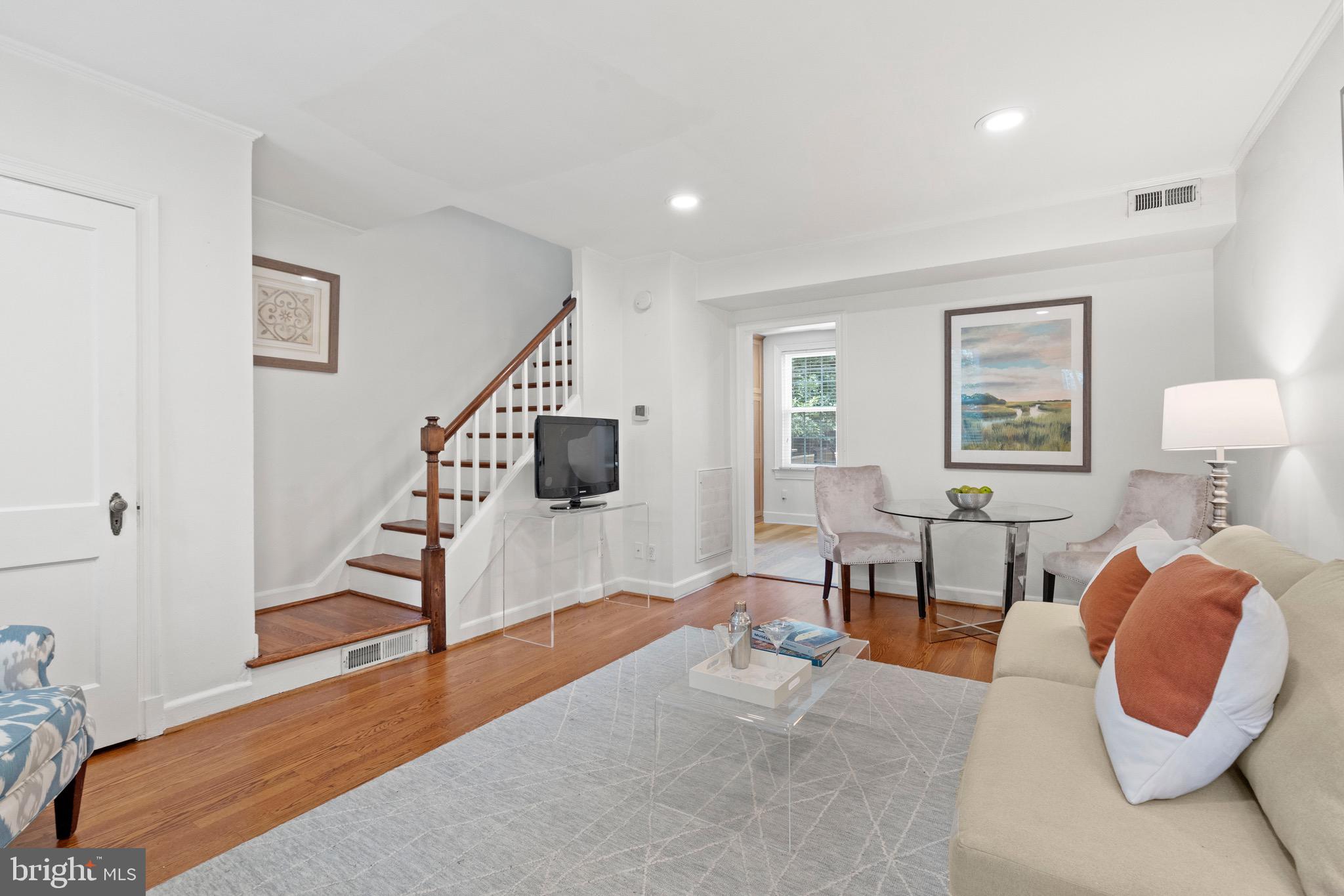 1415 S EDGEWOOD STREET 463