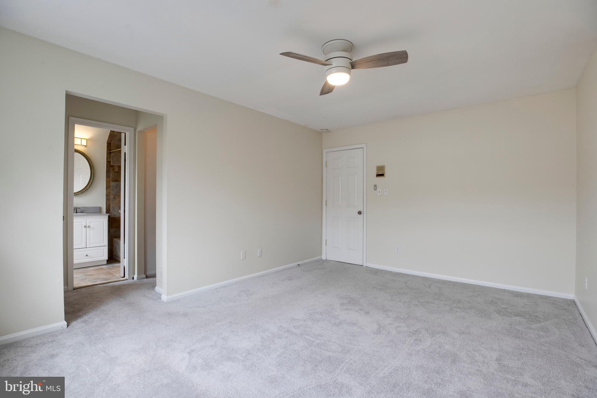 WOODSIDE - Residential