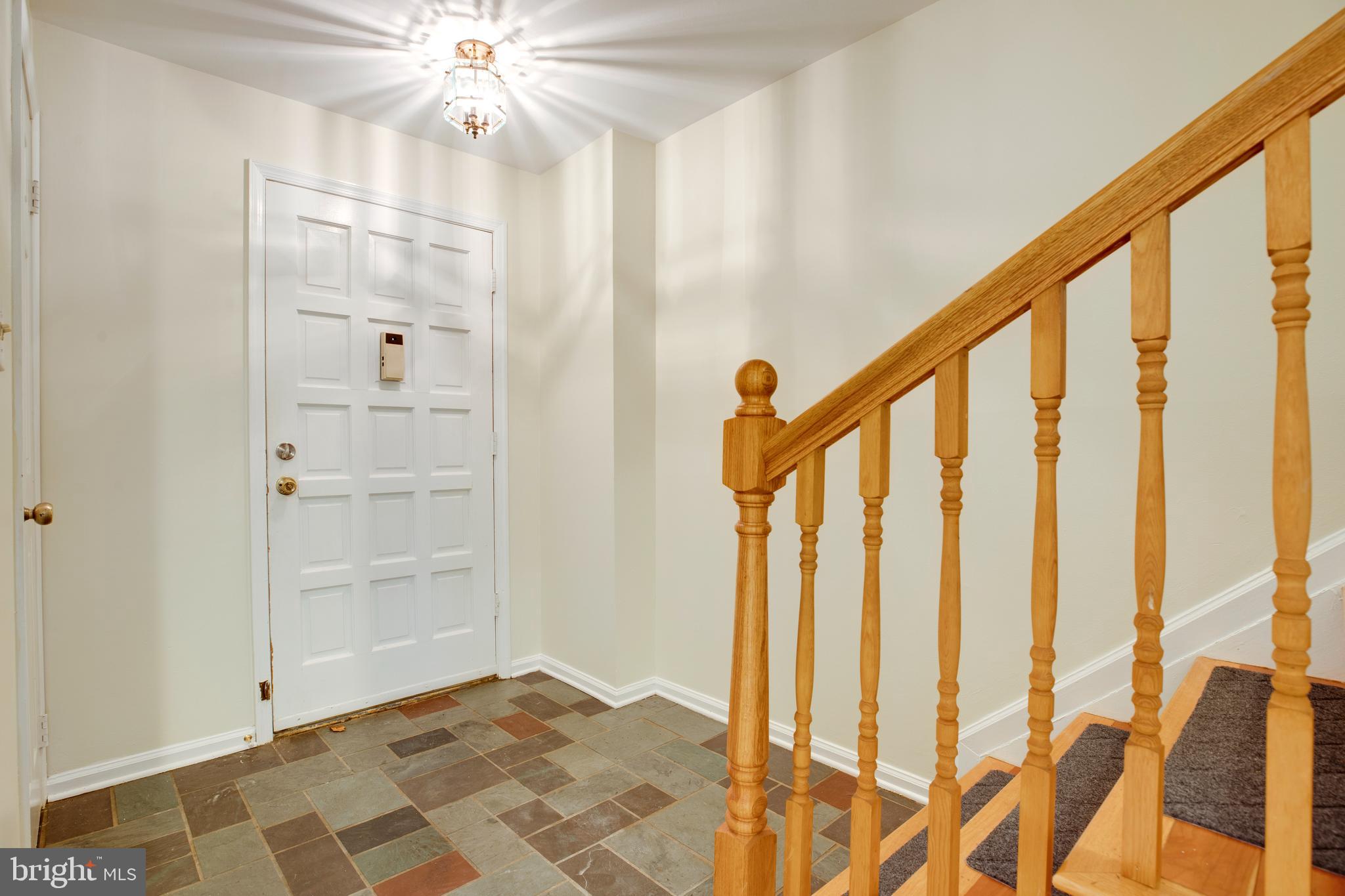 WOODSIDE - Residential