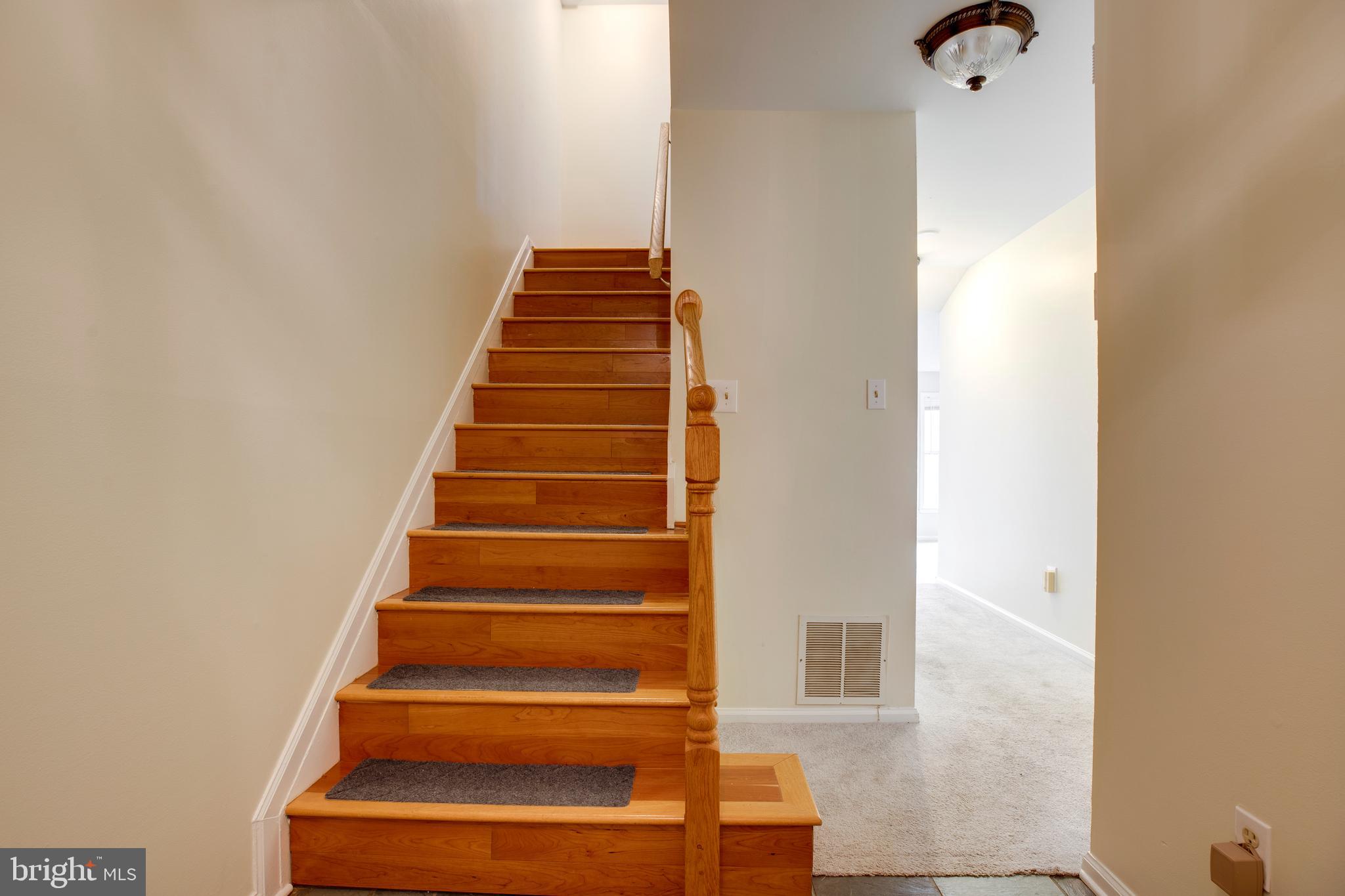 WOODSIDE - Residential