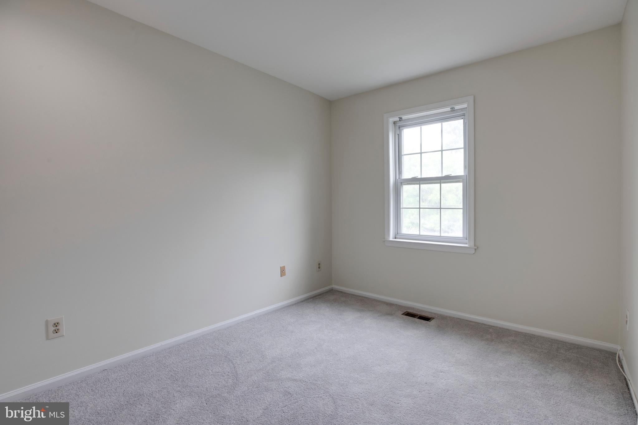 WOODSIDE - Residential