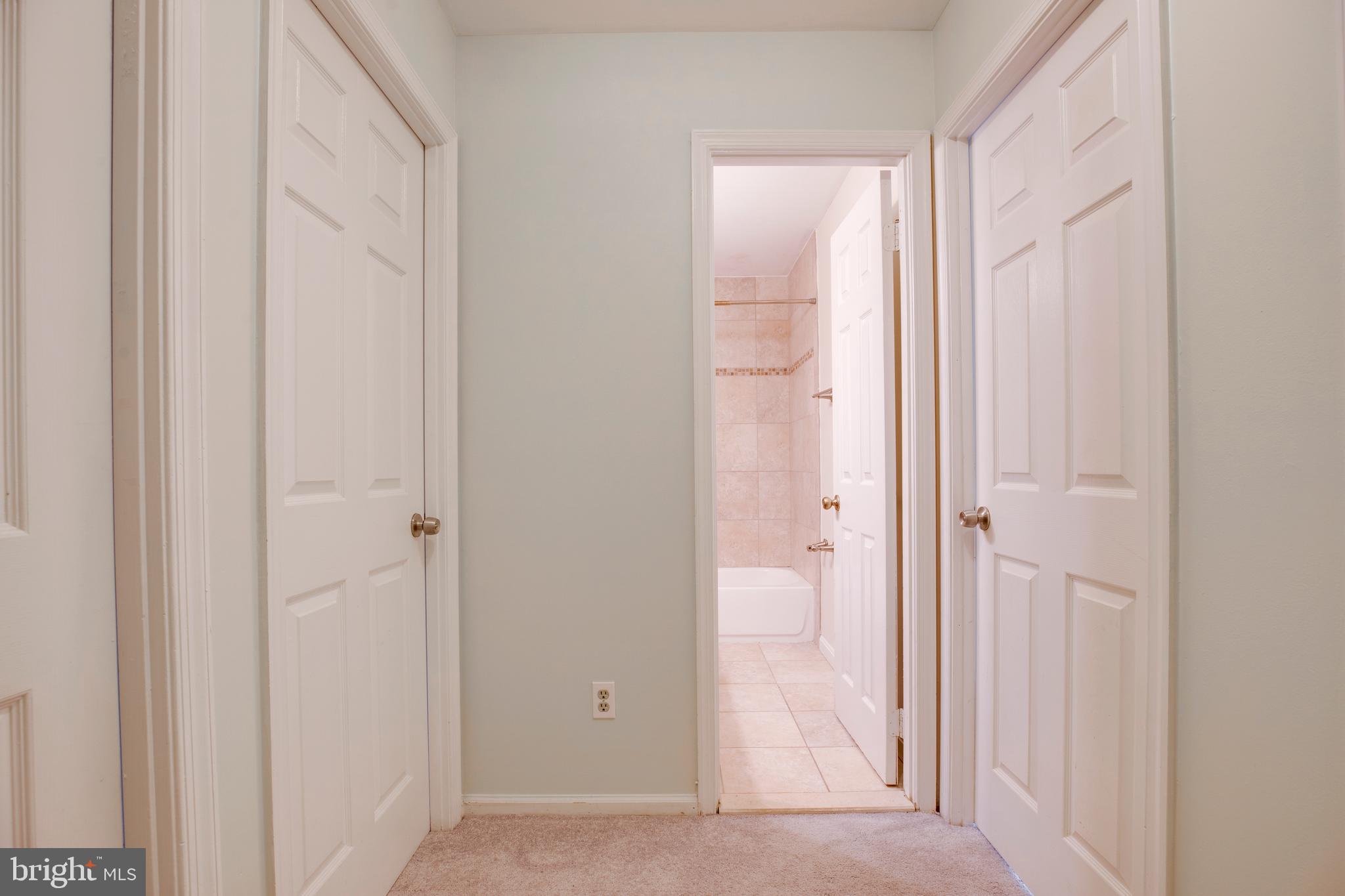 WOODSIDE - Residential