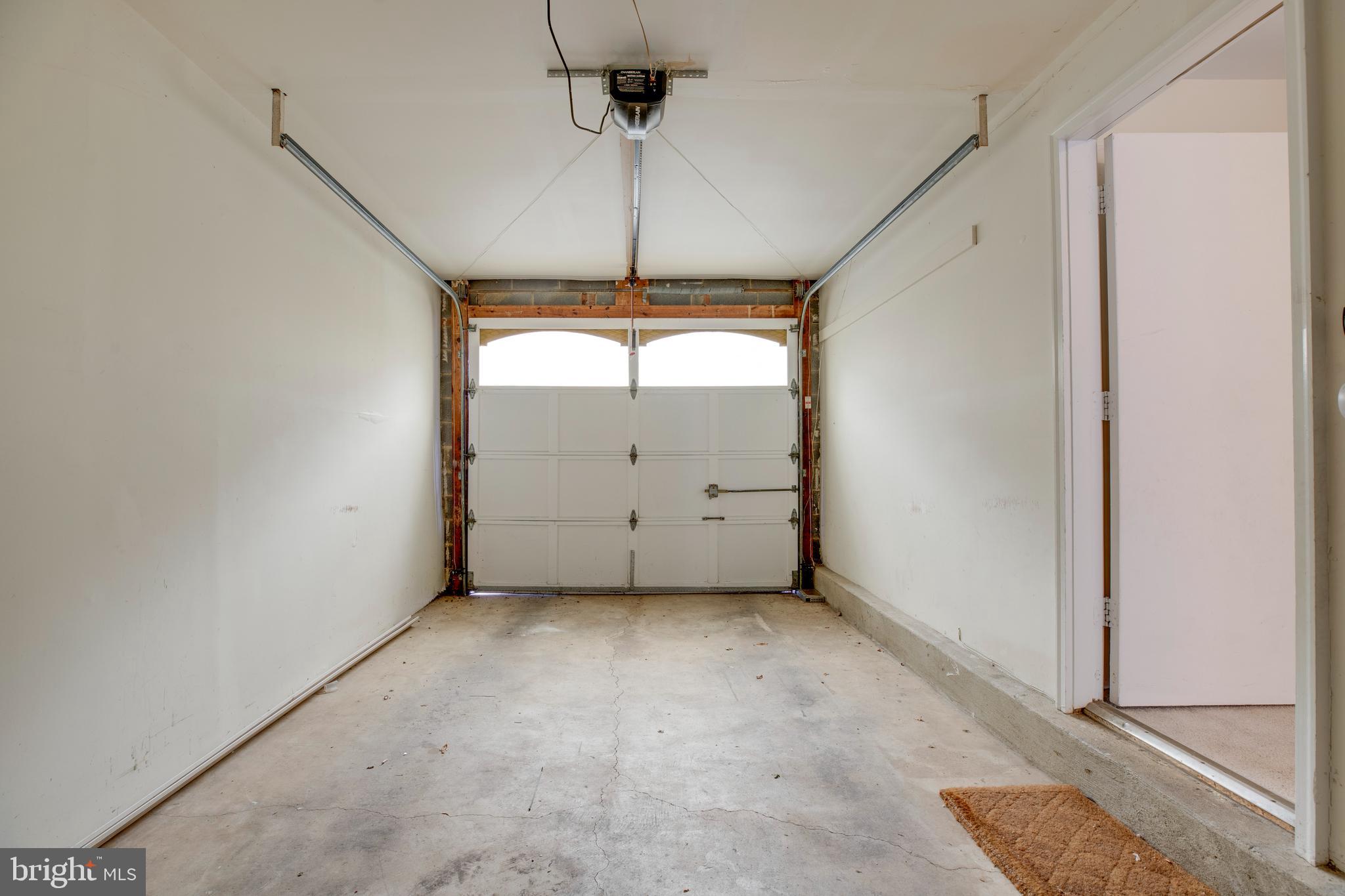 WOODSIDE - Residential