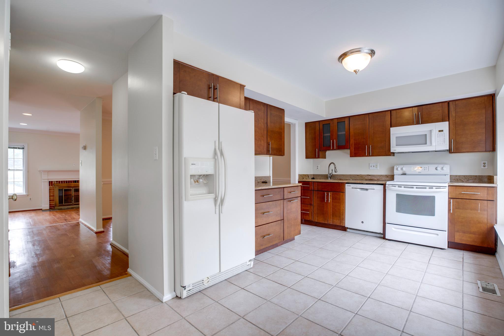 WOODSIDE - Residential