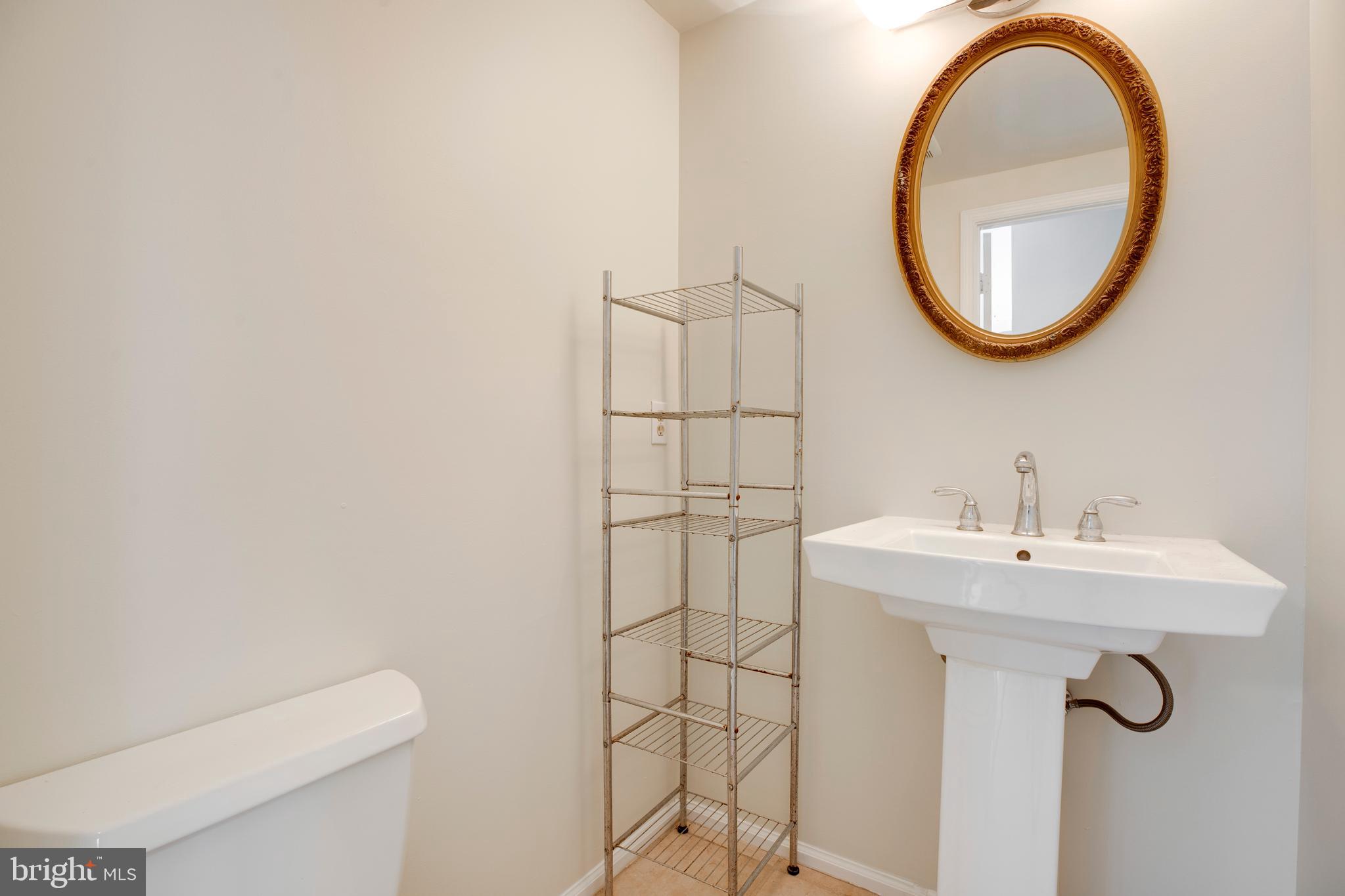 WOODSIDE - Residential