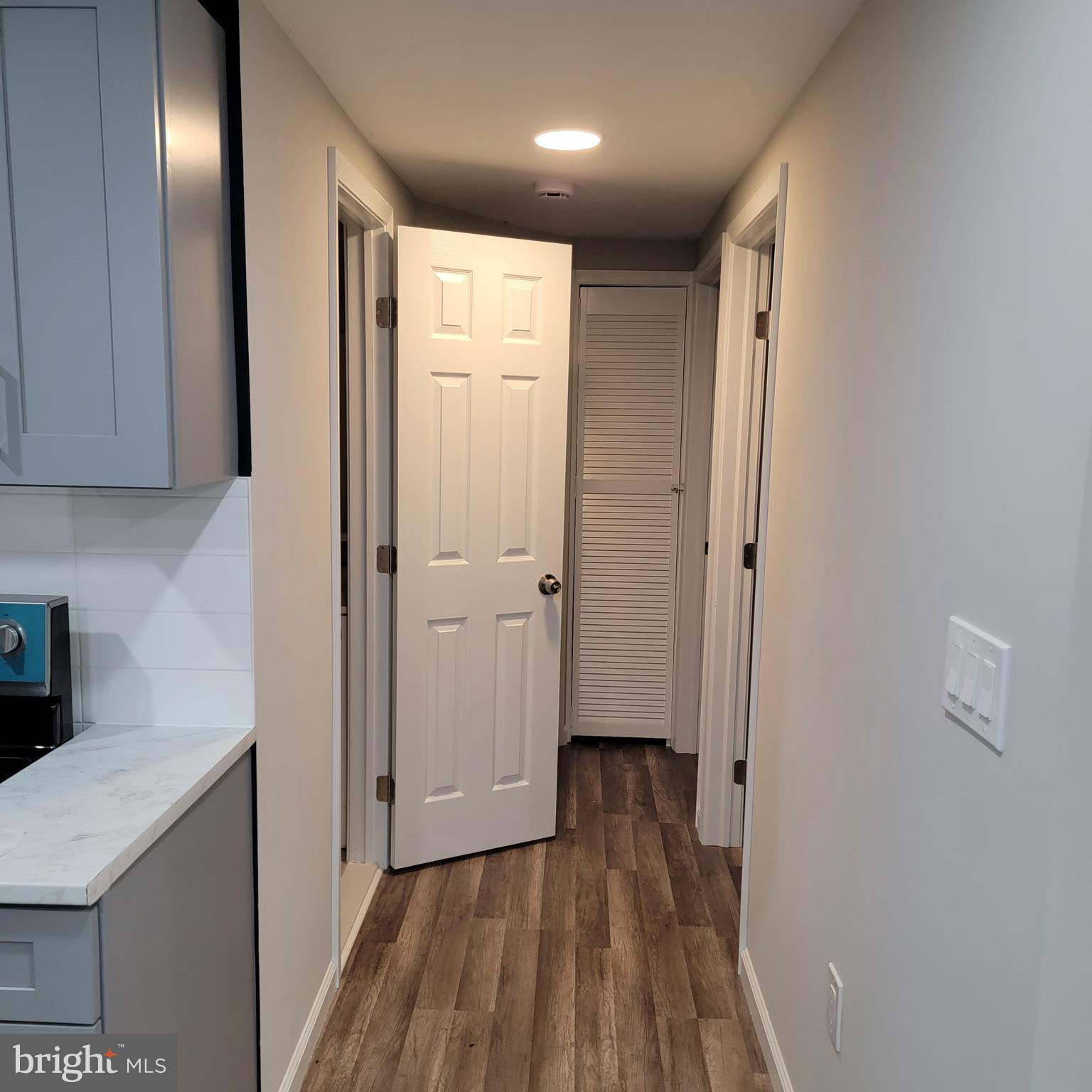 LONGVIEW BEACH CLUB - Residential