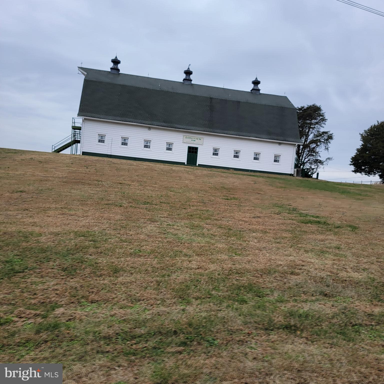 LONGVIEW BEACH CLUB - Residential