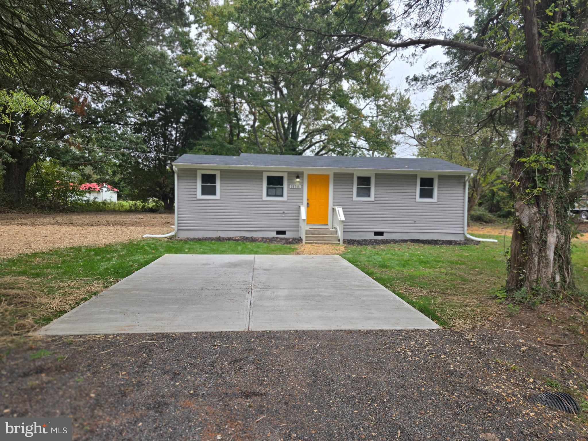 LONGVIEW BEACH CLUB - Residential