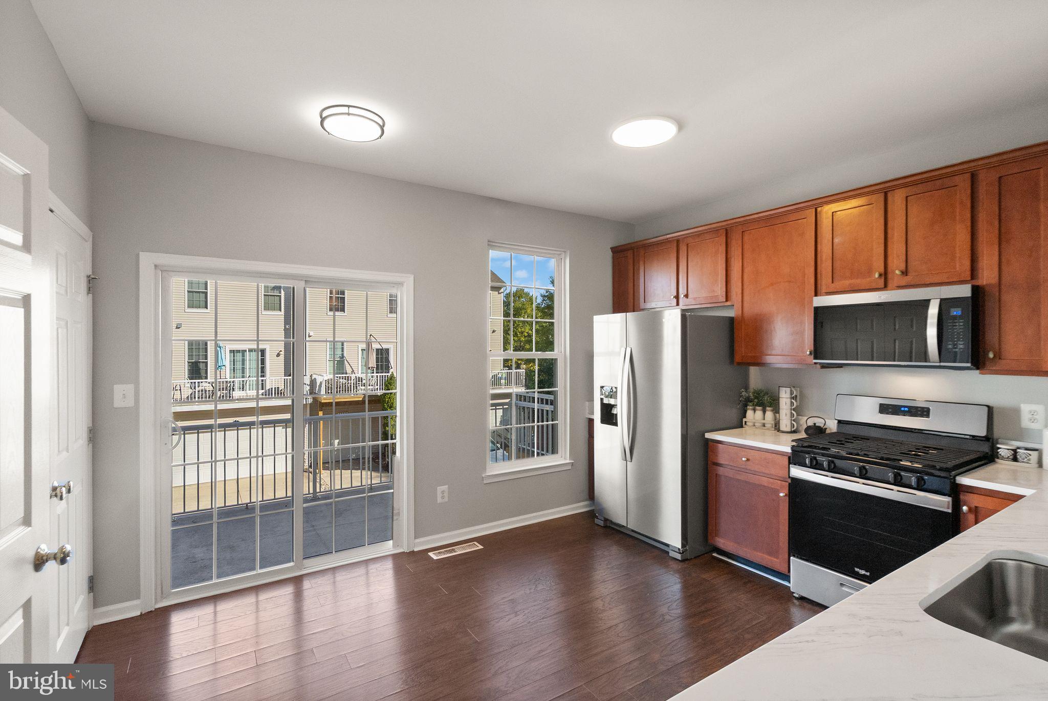 AMBERLEA AT SOUTH RIDING - Residential