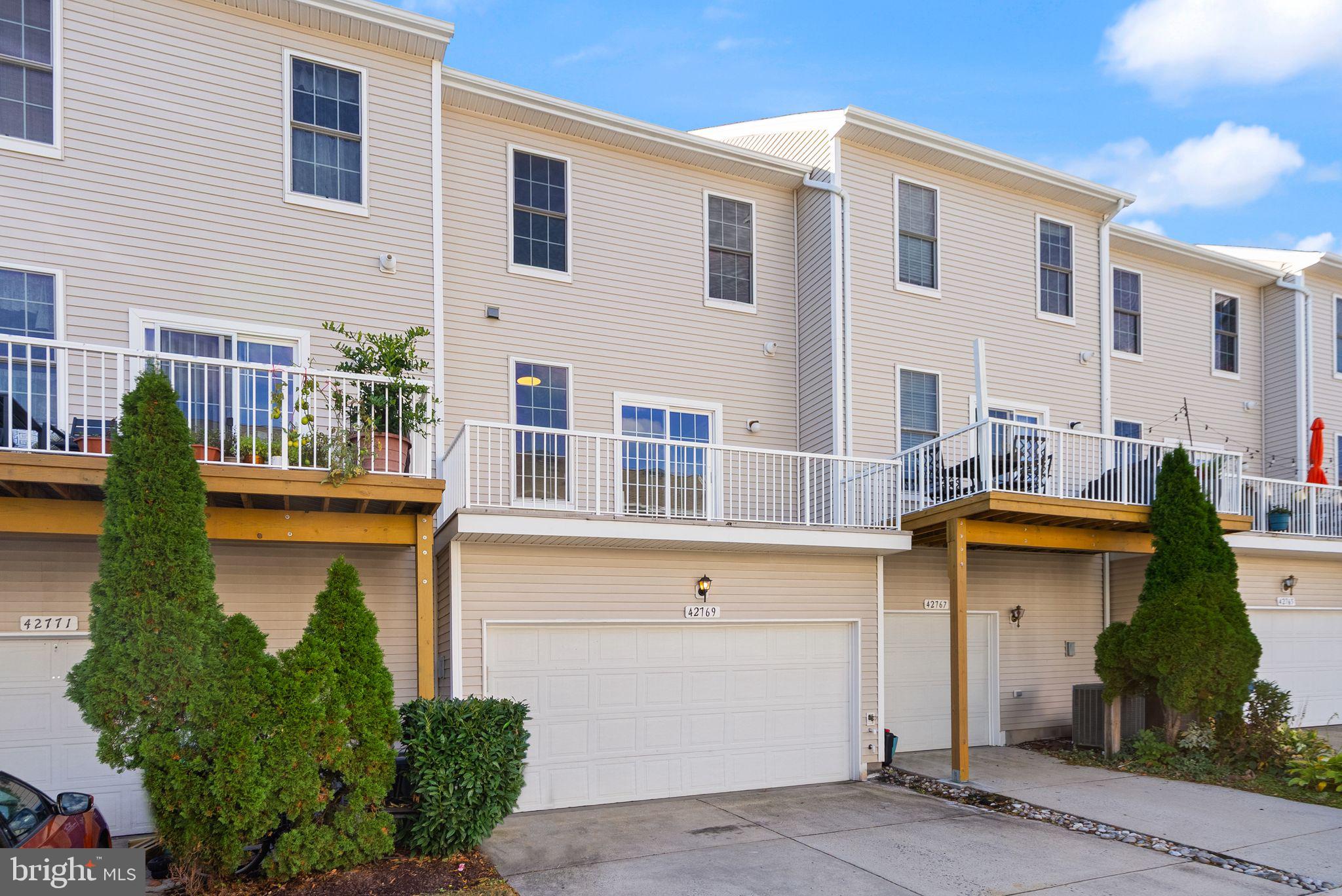 AMBERLEA AT SOUTH RIDING - Residential