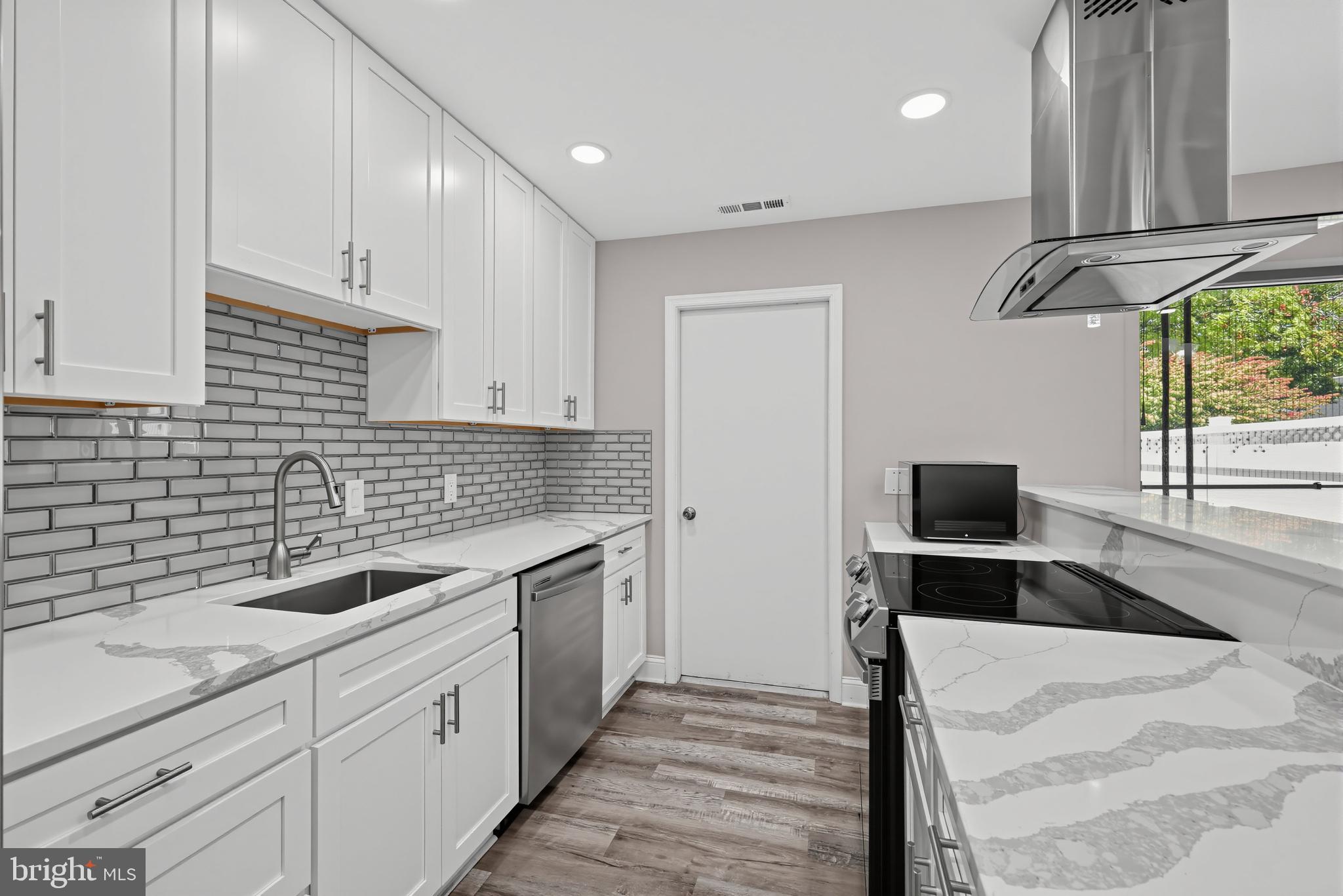 3702 LIVERPOOL PLACE 38B