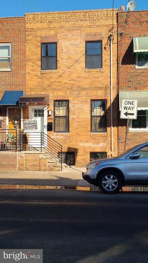 Townhouse For Sale - 819 Jackson Street<br/> PHILADELPHIA, PA 19148
