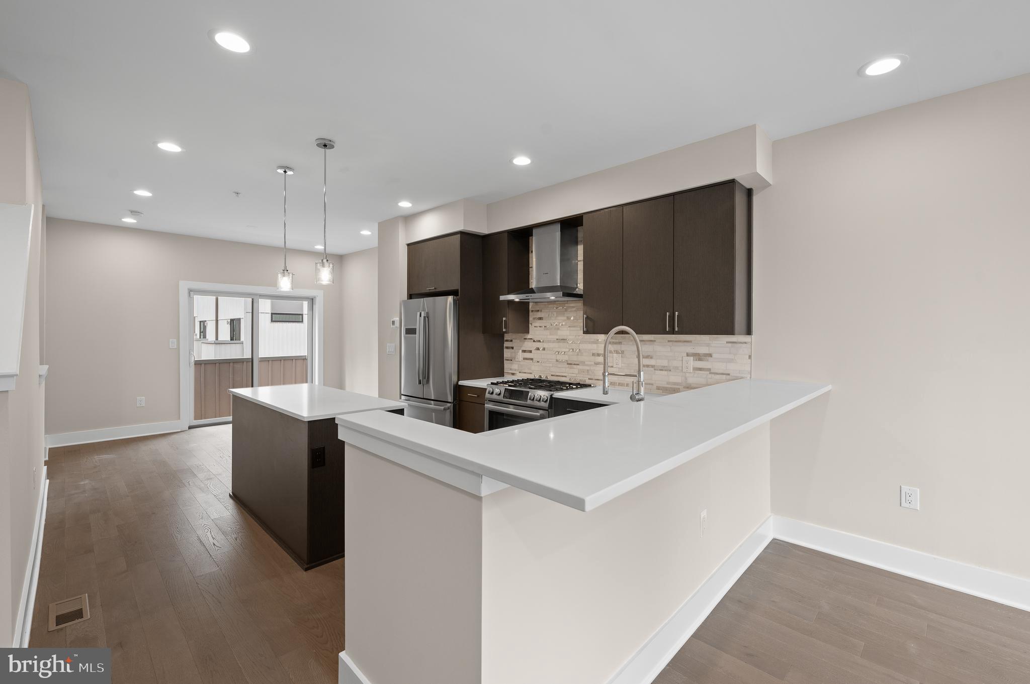 626 N 5TH STREET