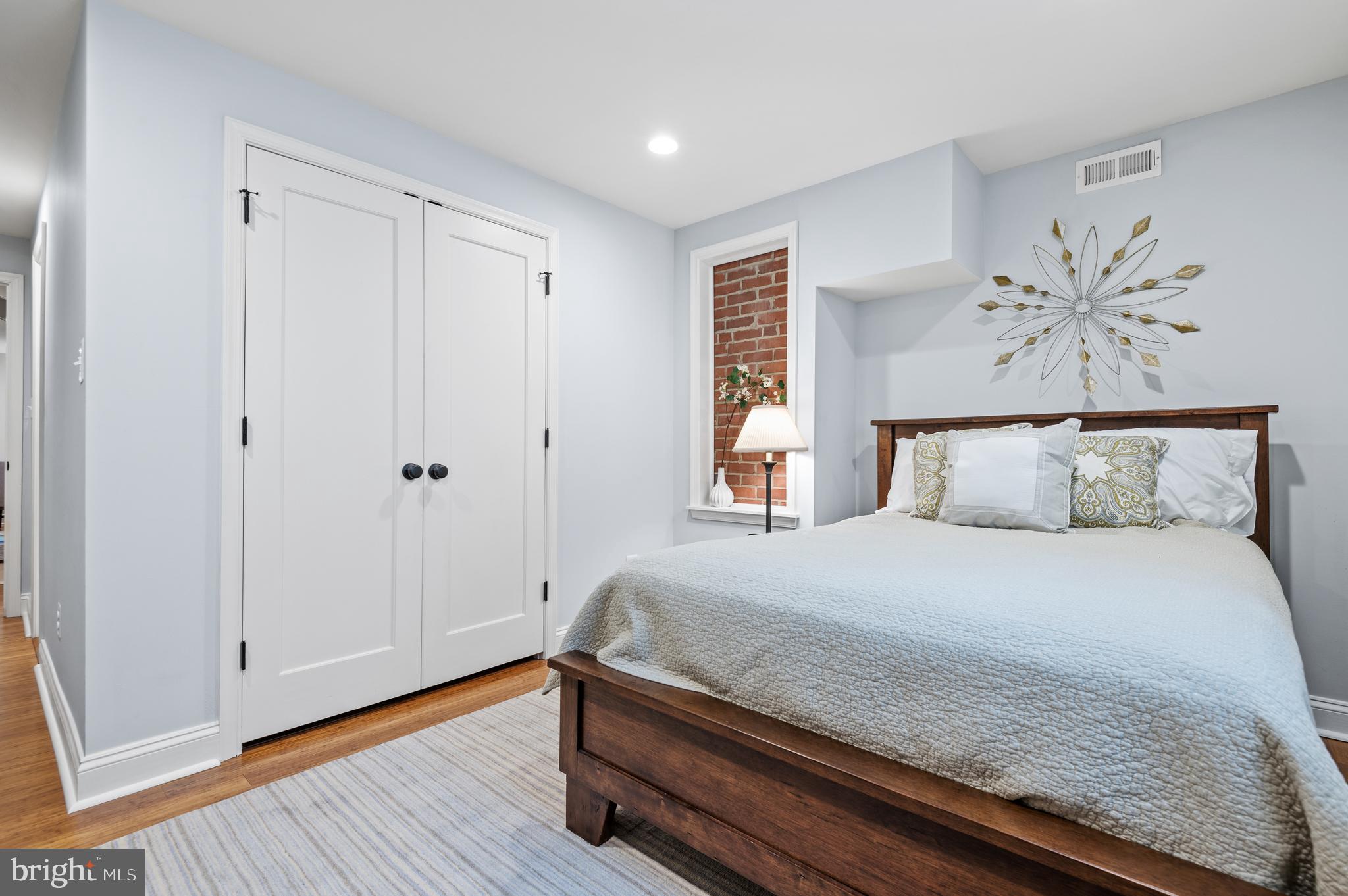 GUILFORD - Residential