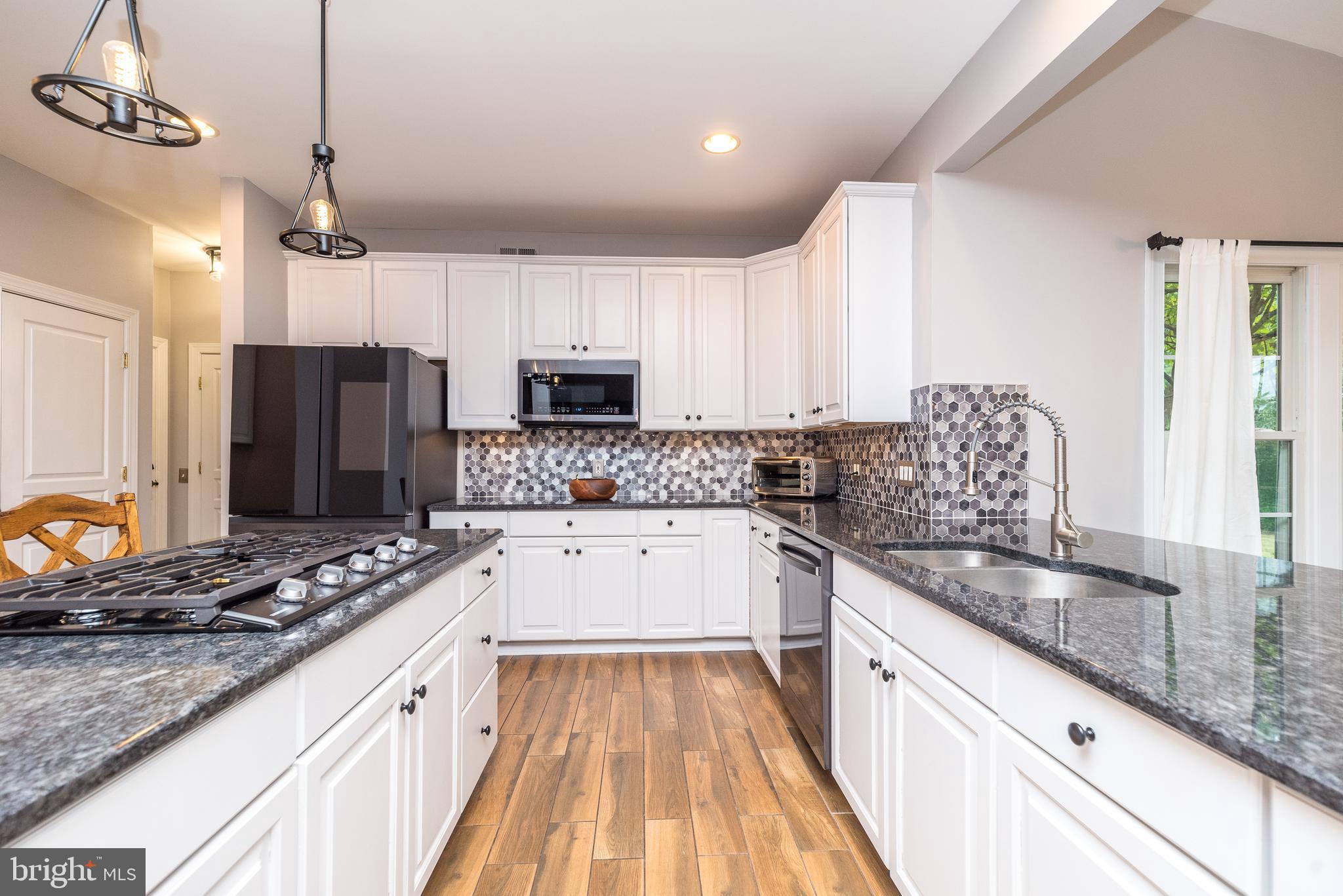 CHESTNUT CREEK - Residential