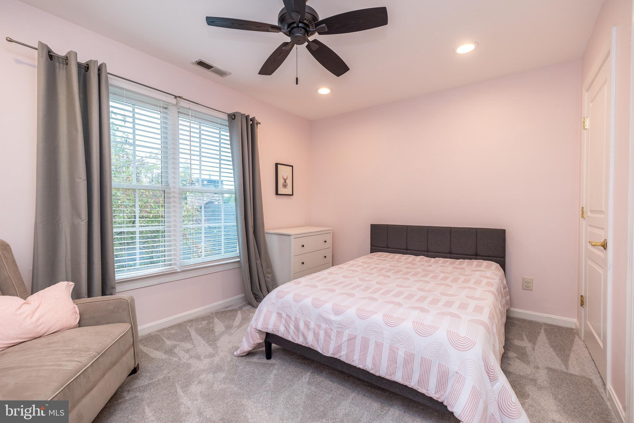 CHESTNUT CREEK - Residential