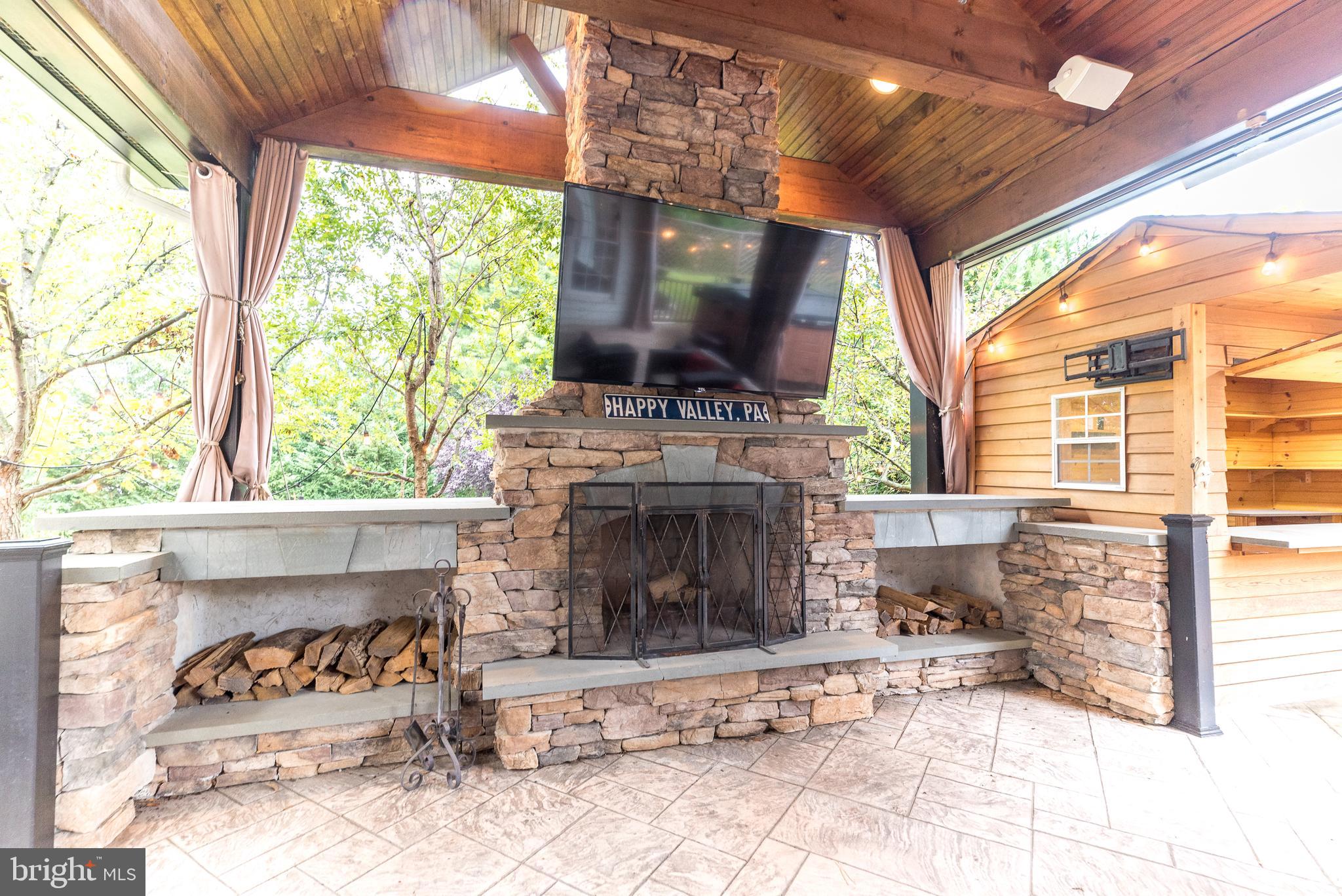 CHESTNUT CREEK - Residential