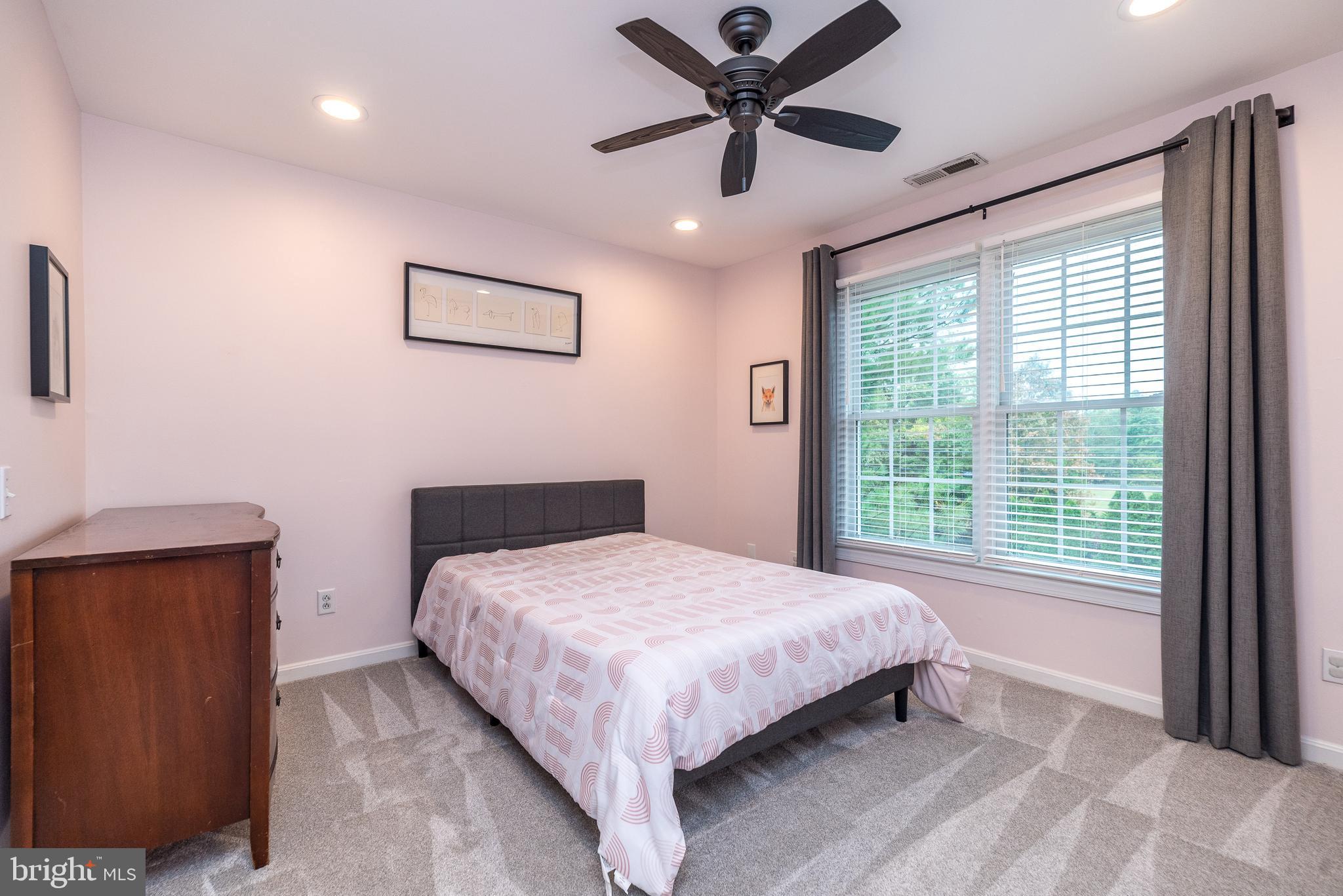 CHESTNUT CREEK - Residential