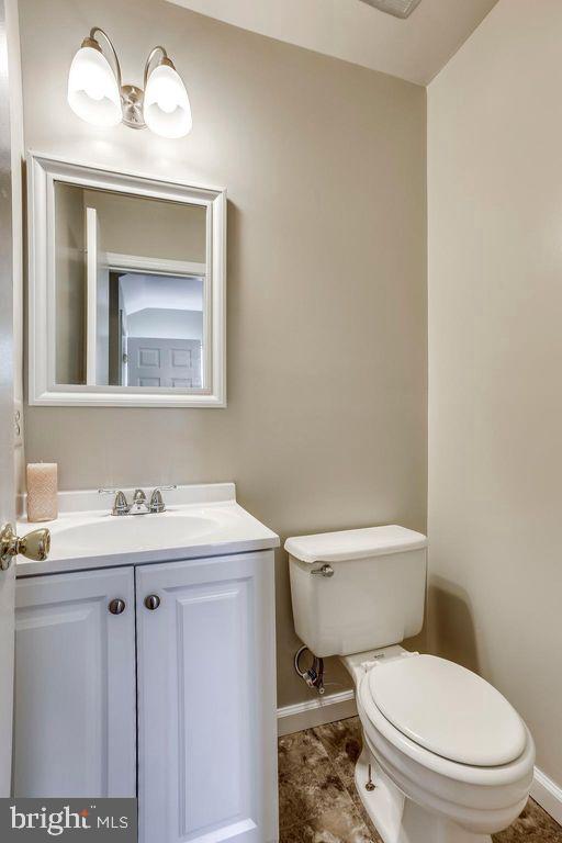 939 BARTON OAKS PLACE