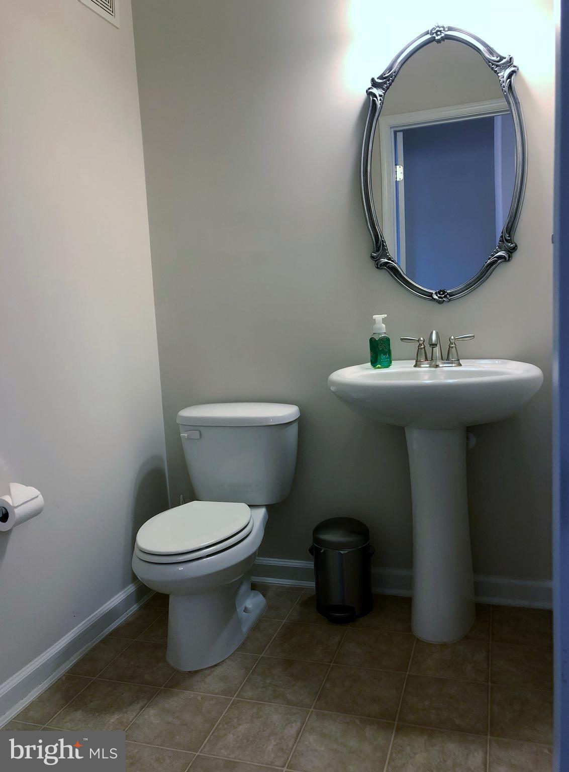 AVONLEA - Residential Lease