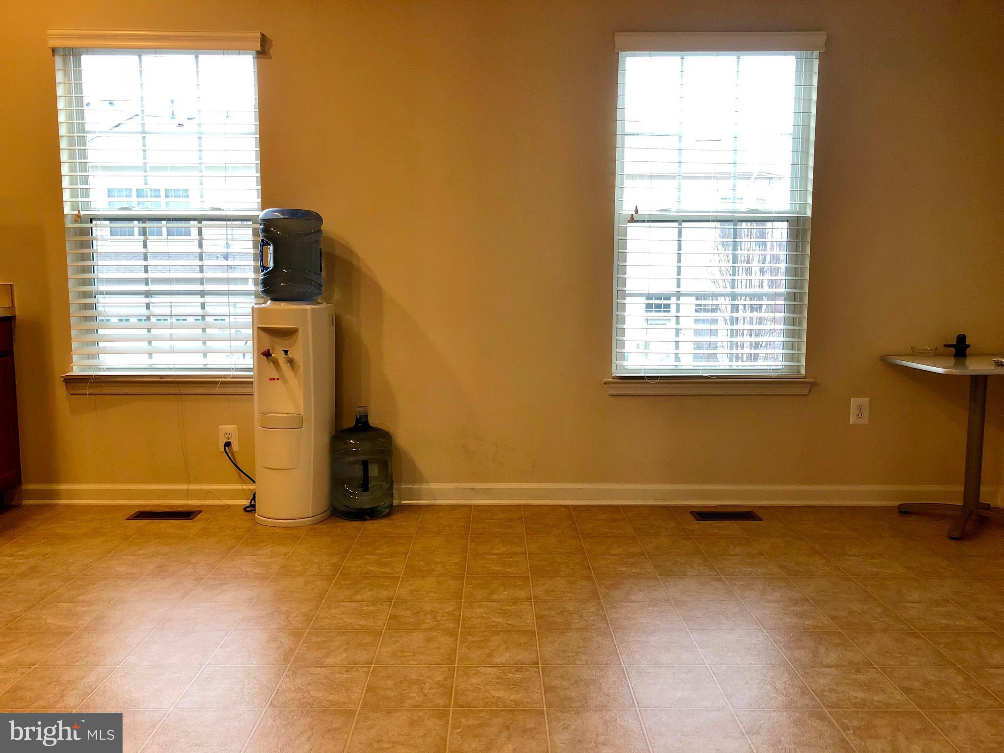 AVONLEA - Residential Lease