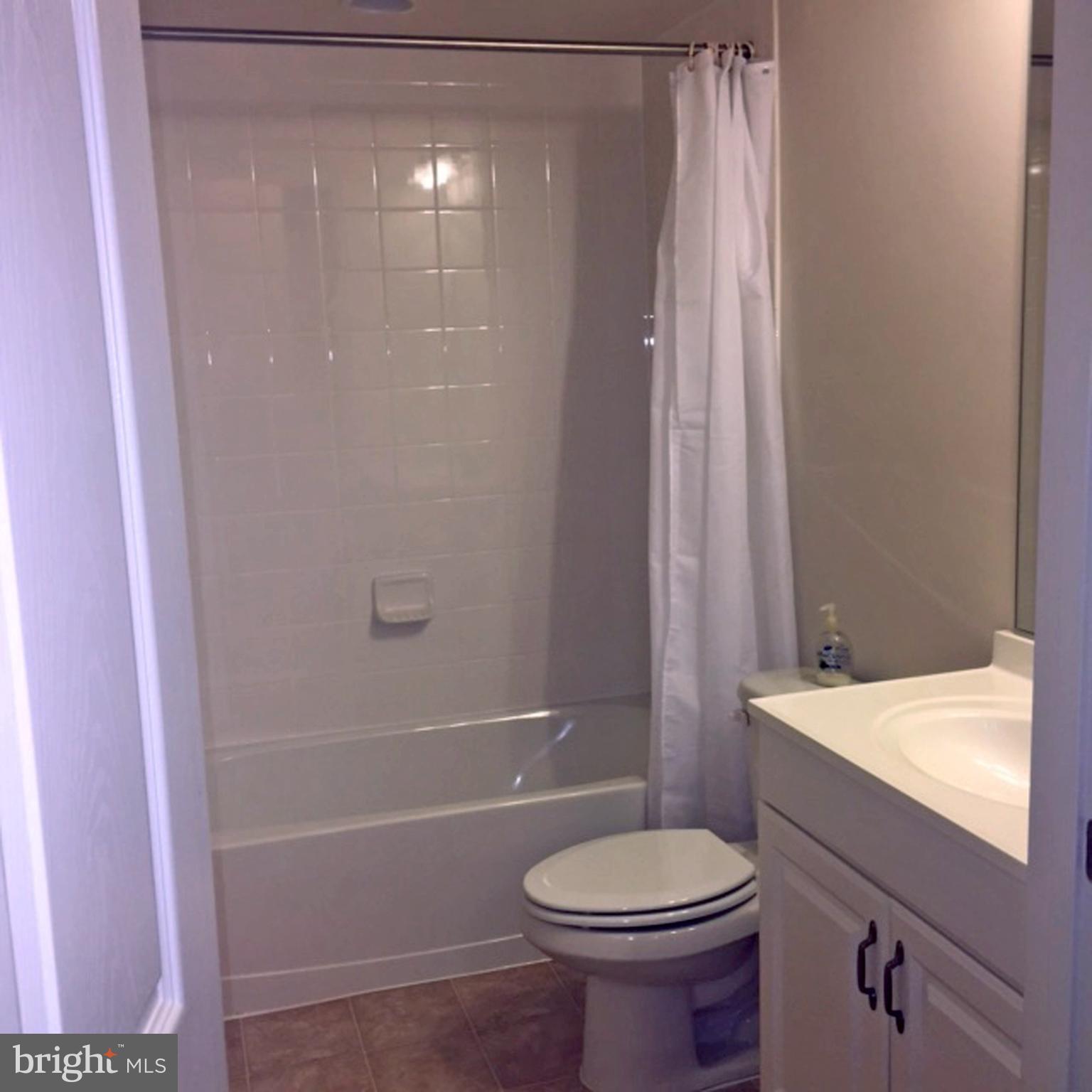 AVONLEA - Residential Lease