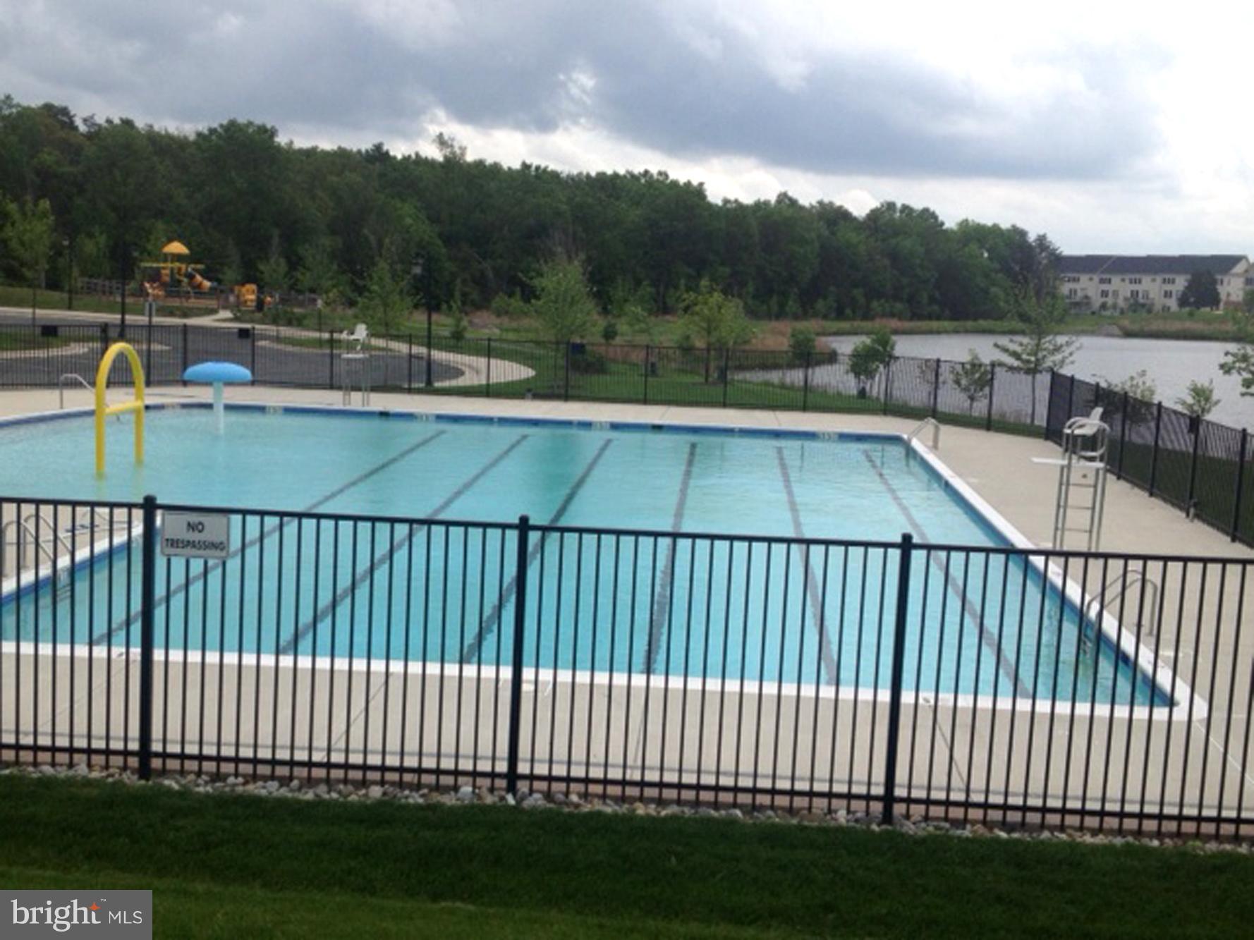 AVONLEA - Residential Lease