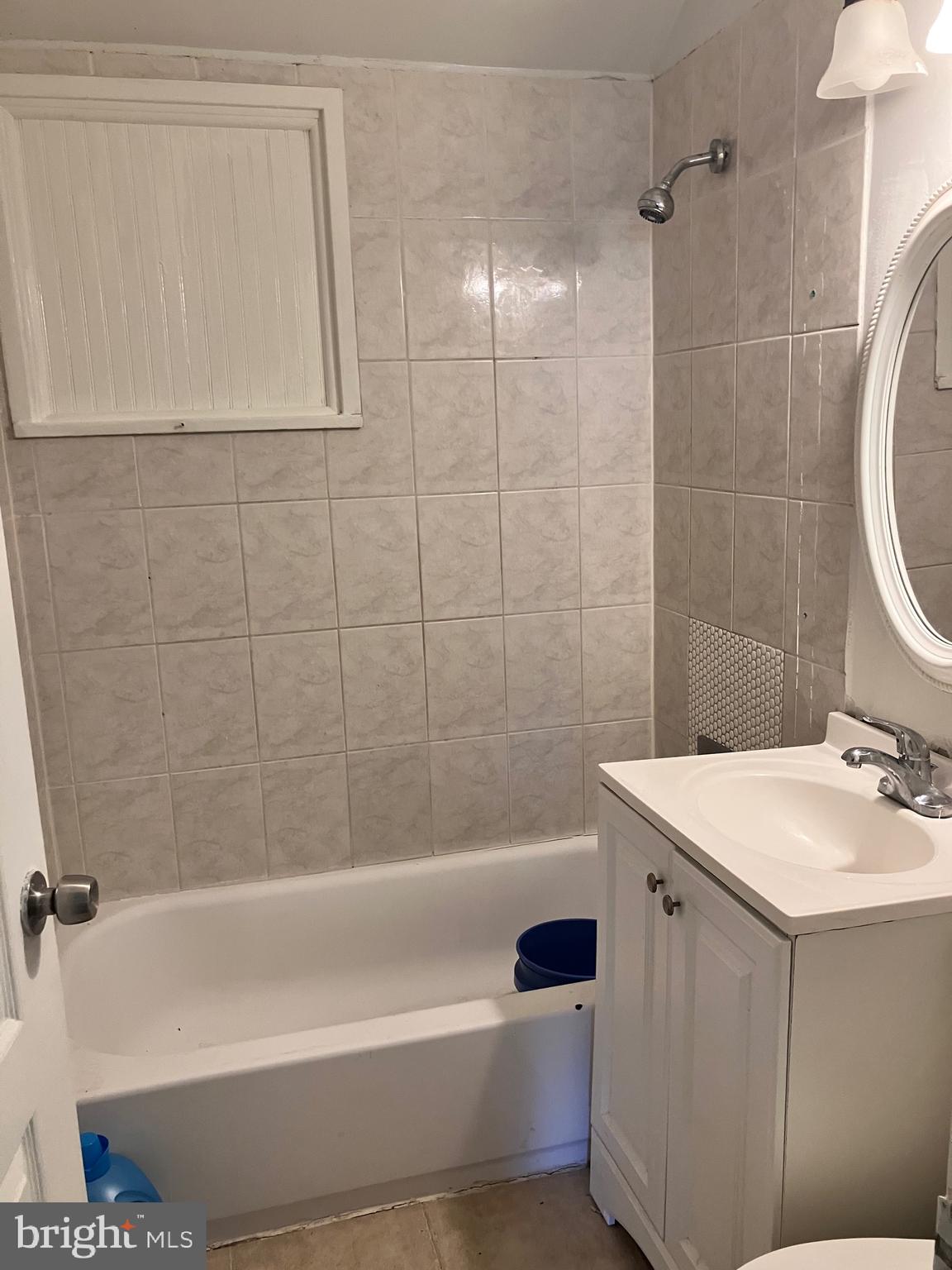 KENSINGTON VIEW - Residential