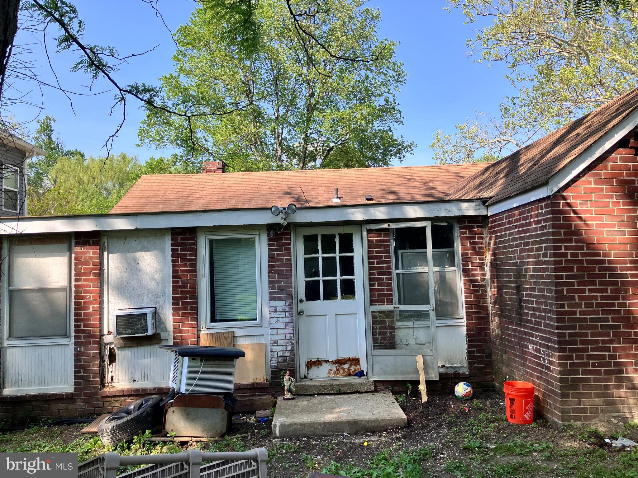 KENSINGTON VIEW - Residential